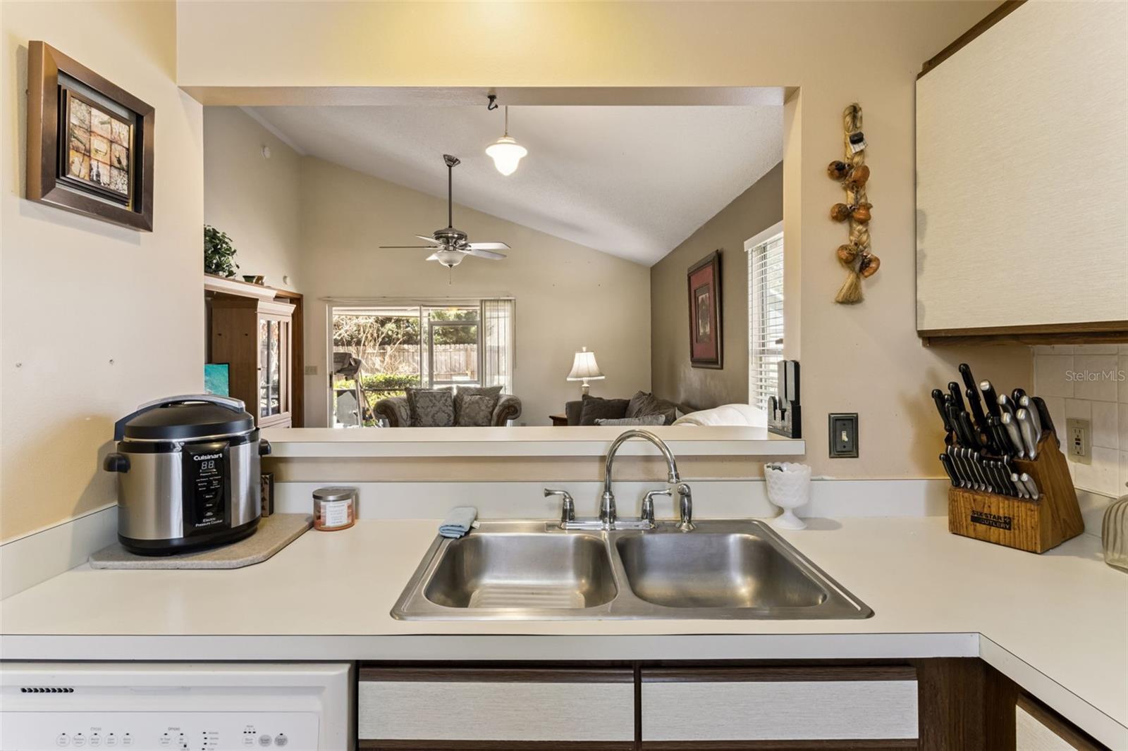 Image 13 of 45 For 150 Edgewater Circle