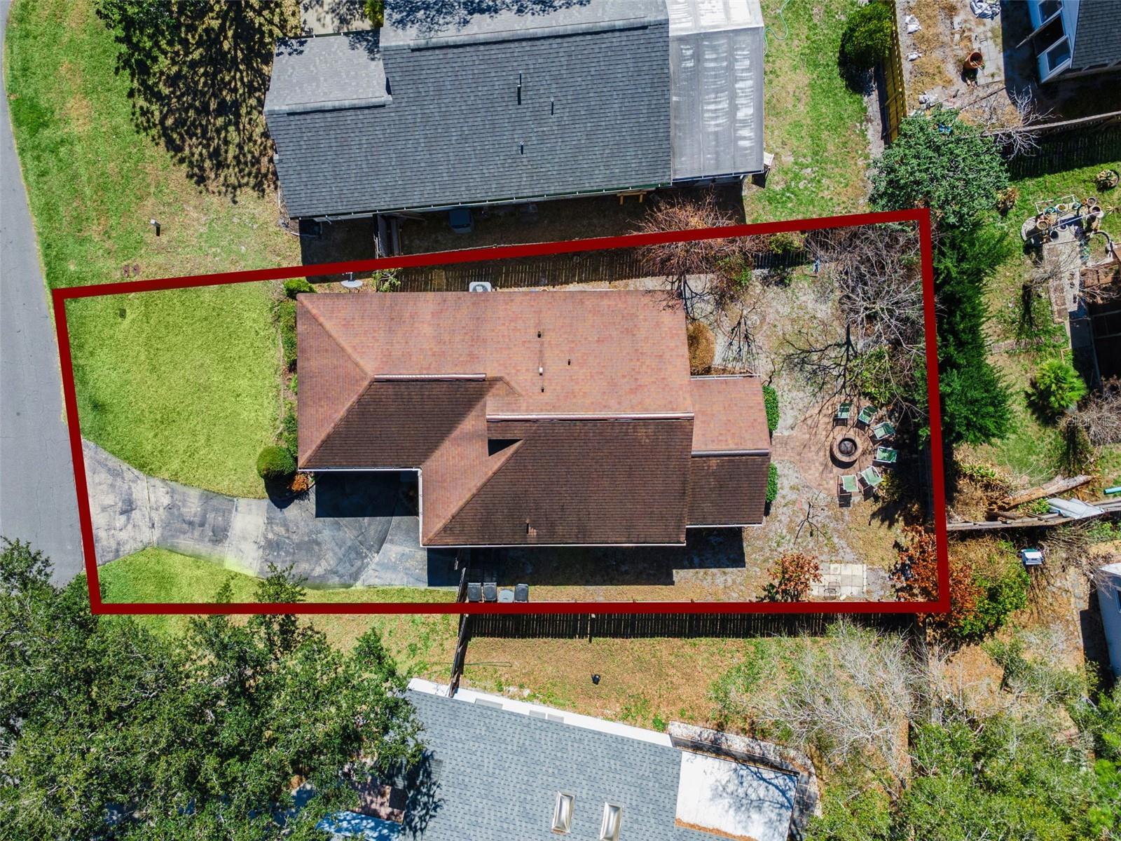 Image 31 of 45 For 150 Edgewater Circle