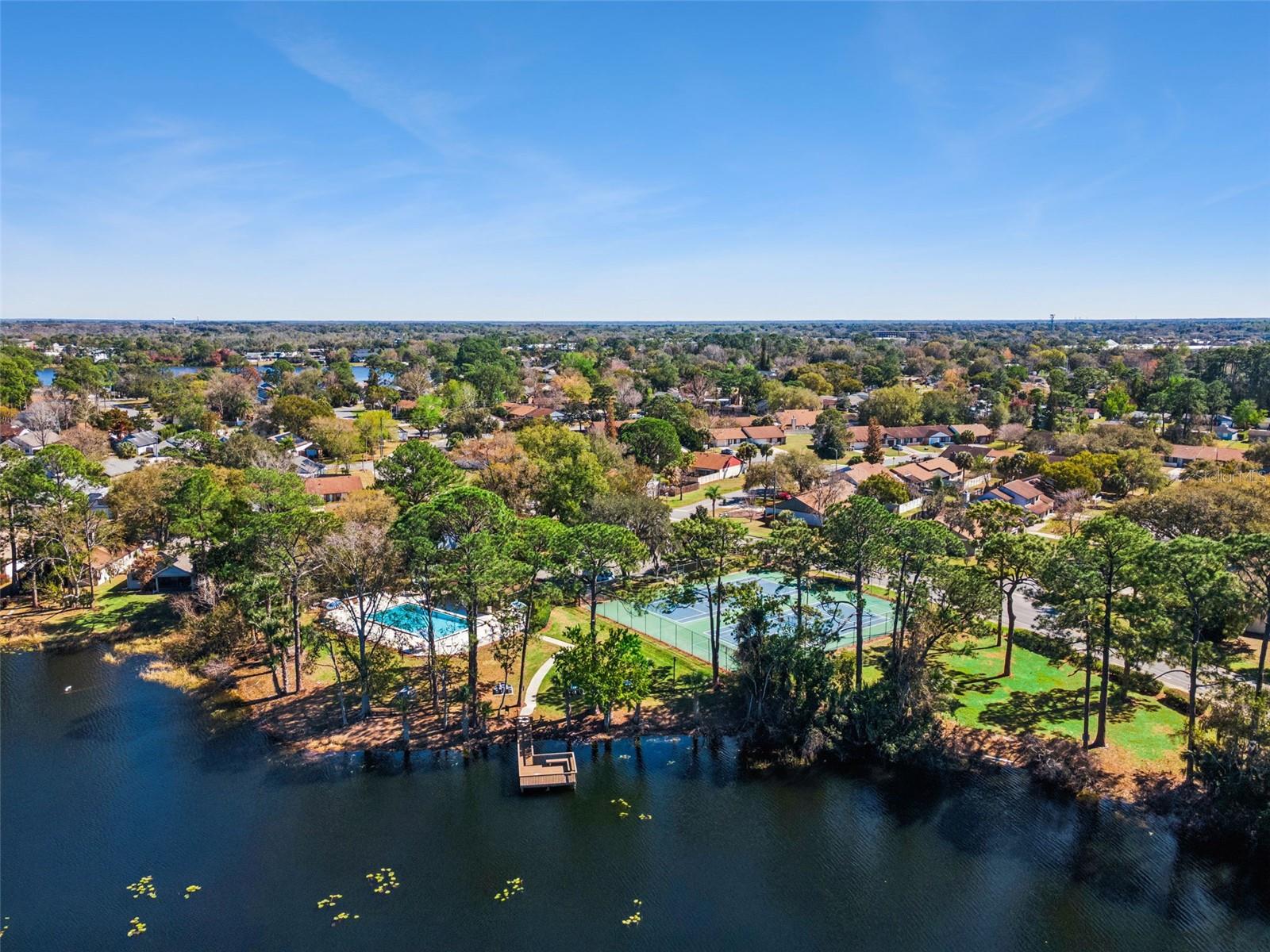 Image 35 of 45 For 150 Edgewater Circle