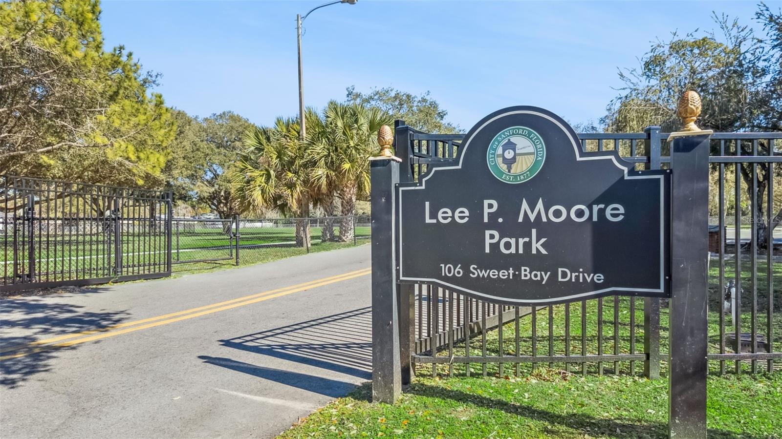 Image 36 of 45 For 150 Edgewater Circle