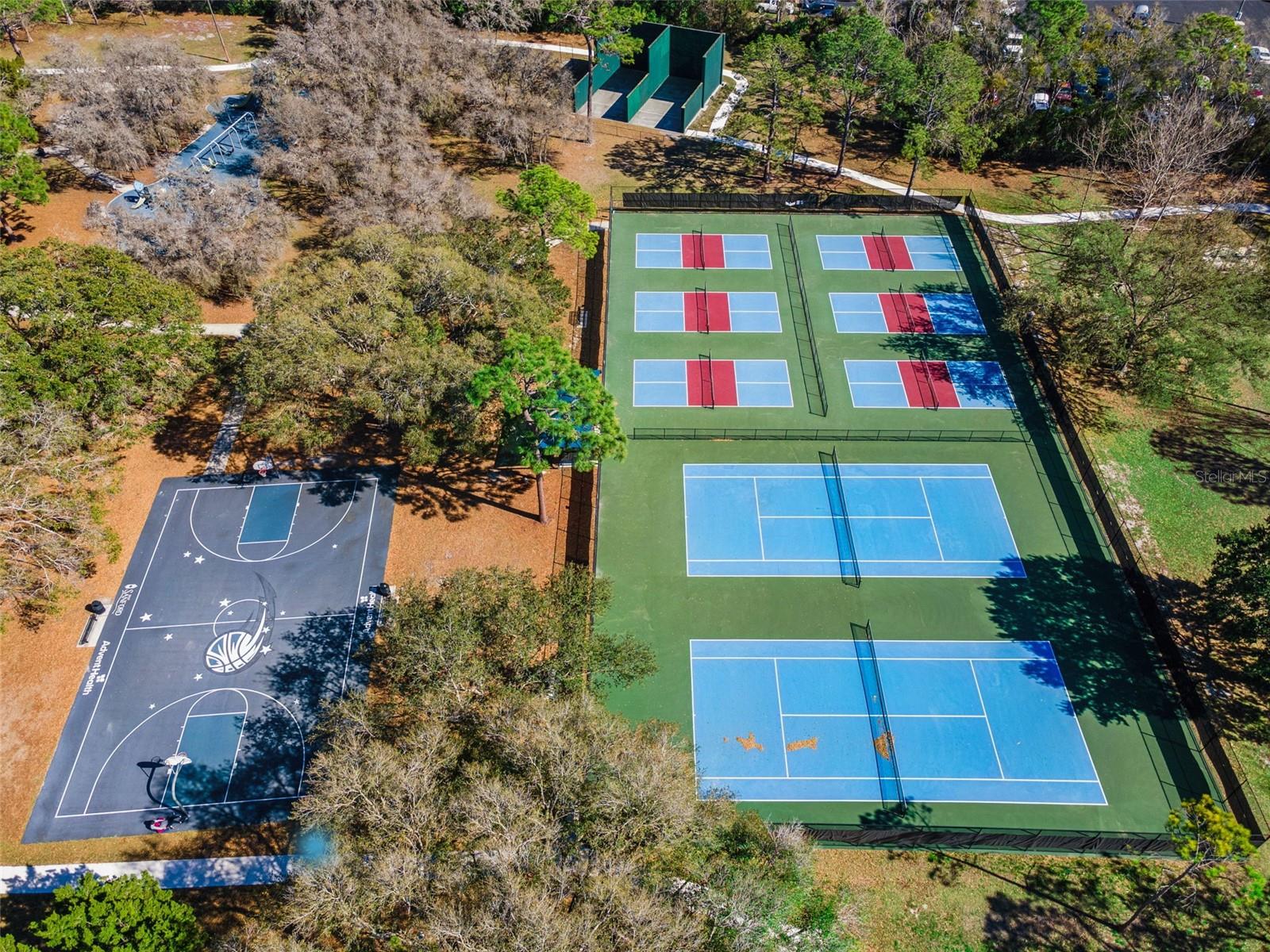 Image 37 of 45 For 150 Edgewater Circle