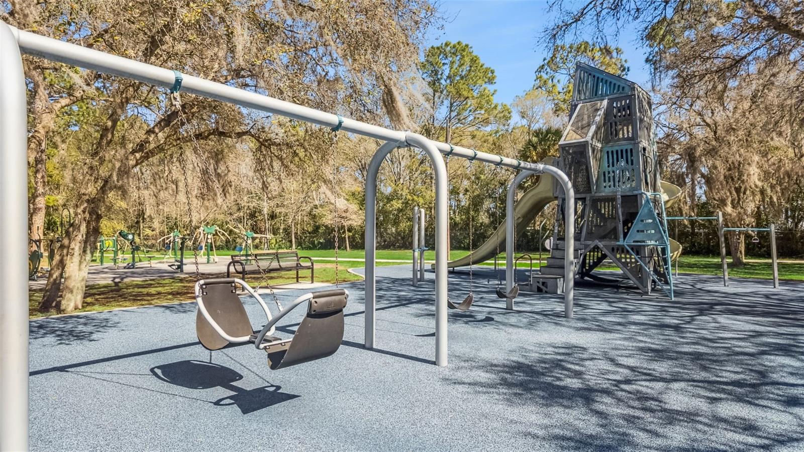 Image 40 of 45 For 150 Edgewater Circle