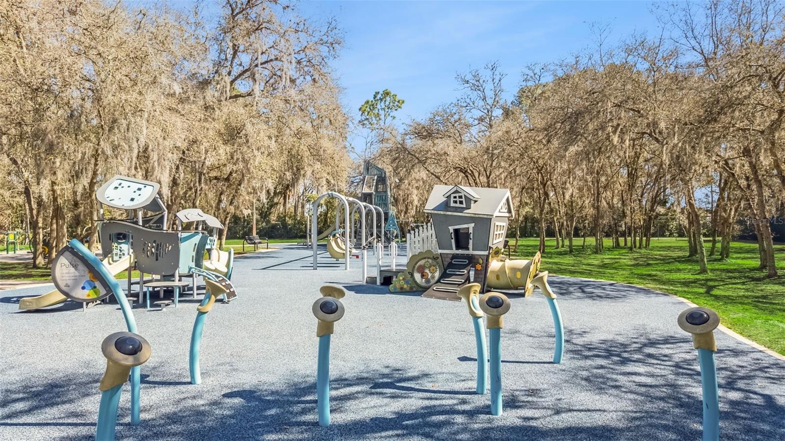 Image 43 of 45 For 150 Edgewater Circle