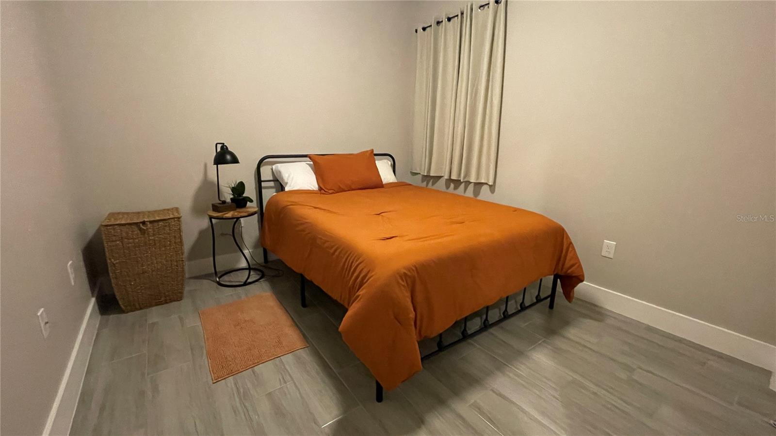 Image 7 of 19 For 318 Radford Avenue