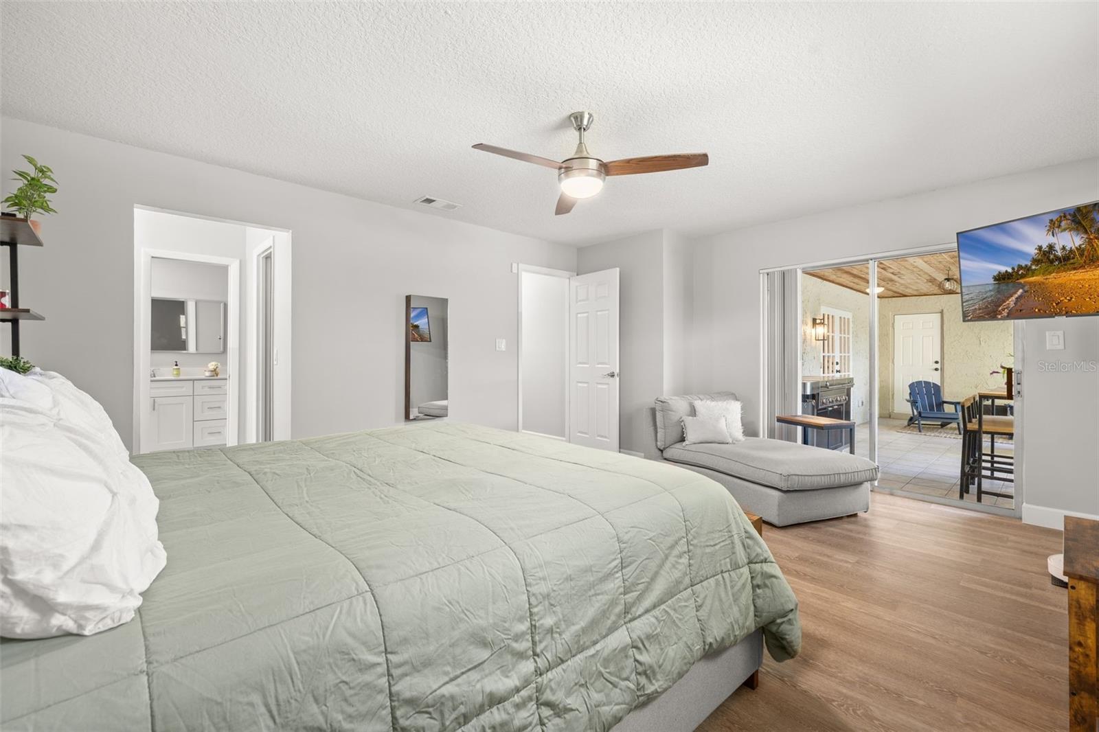 Image 17 of 39 For 255 Hornbeam Drive