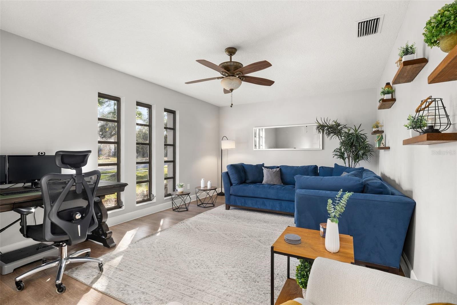 Image 8 of 39 For 255 Hornbeam Drive