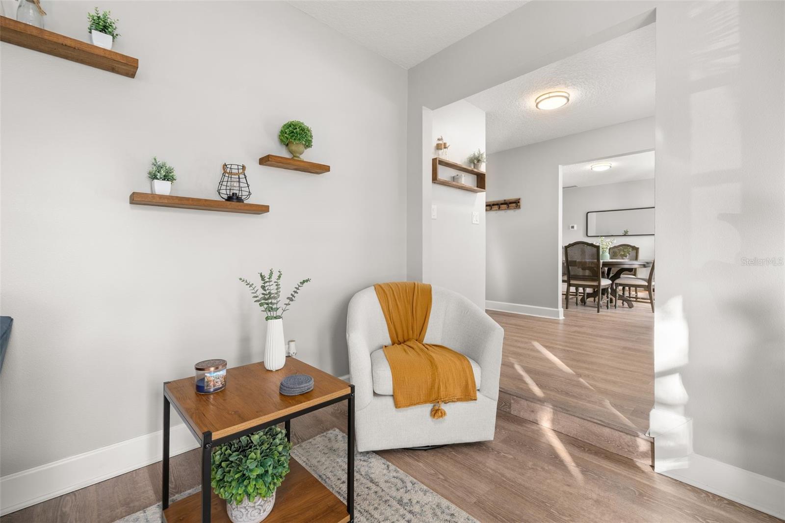 Image 9 of 39 For 255 Hornbeam Drive