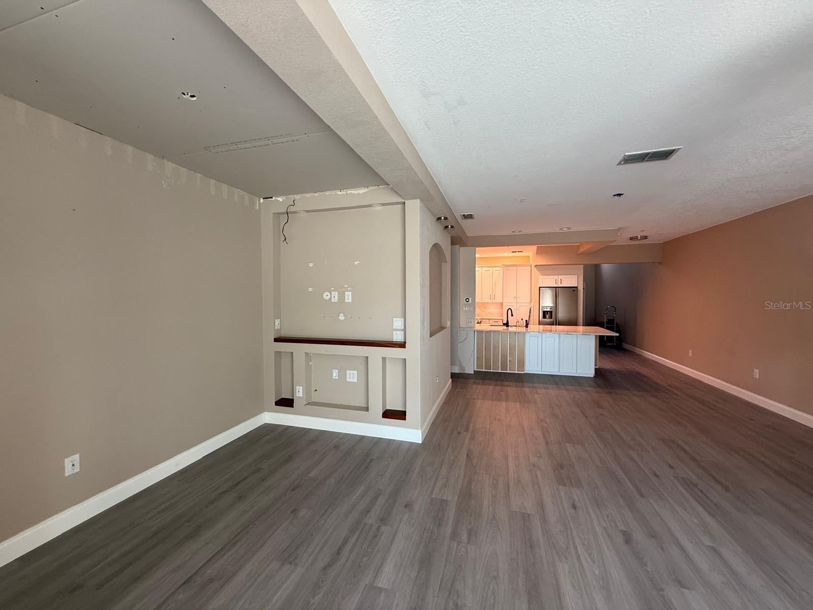 Image 7 of 25 For 14108 Evening Sky Place