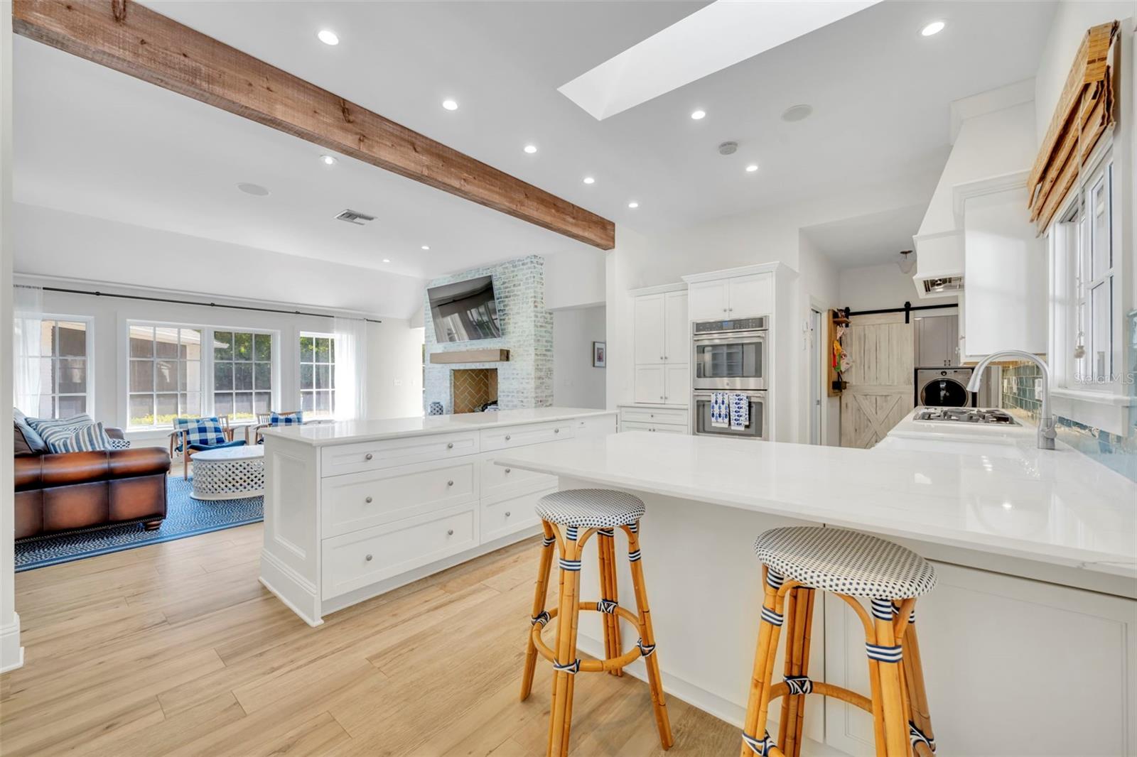 Image 16 of 58 For 700 Pinetree Road