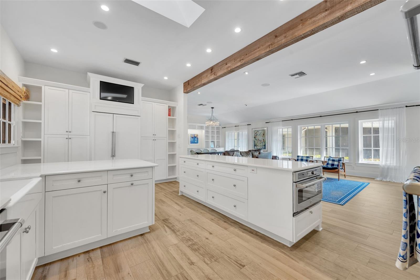 Image 18 of 58 For 700 Pinetree Road