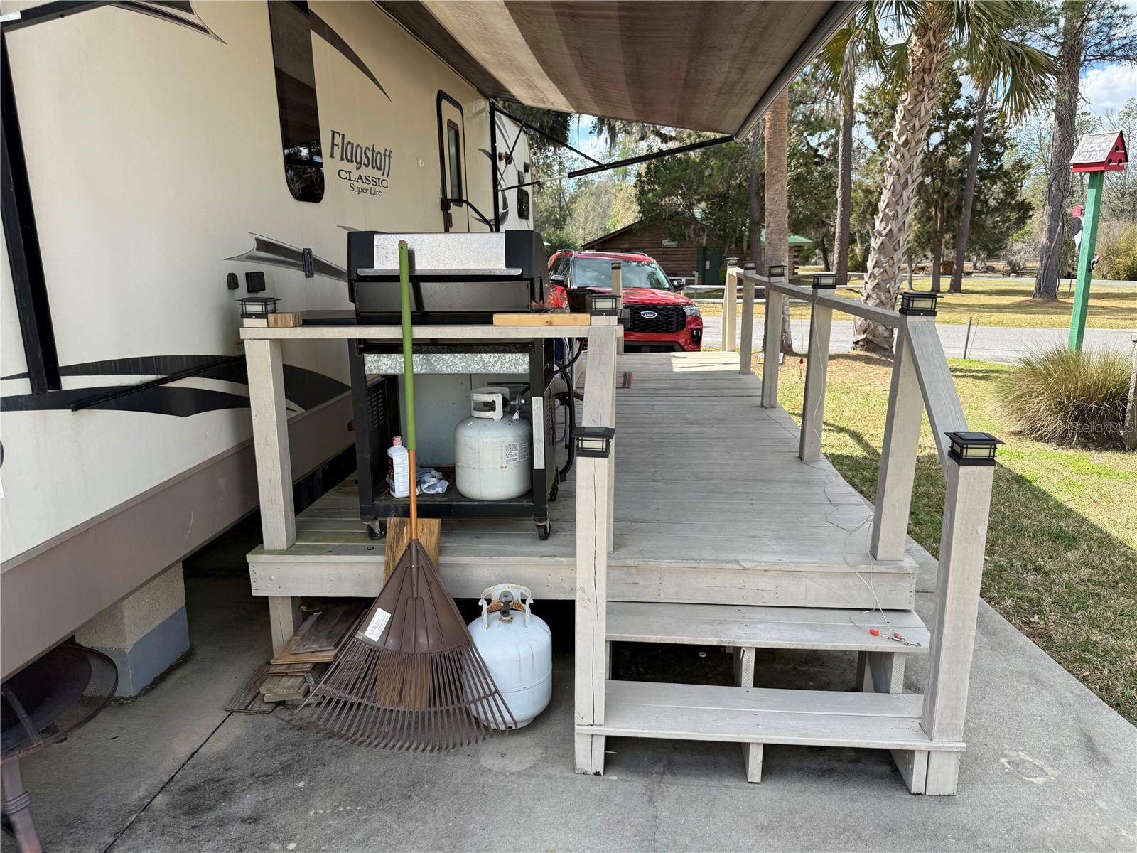 Image 38 of 68 For 2875 102nd Avenue Road