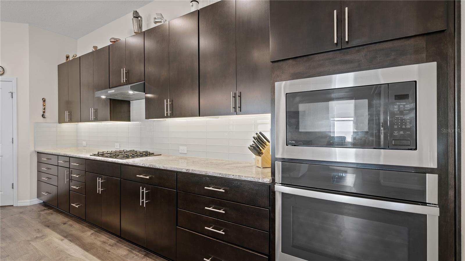 Image 11 of 100 For 7956 Hanson Bay Place