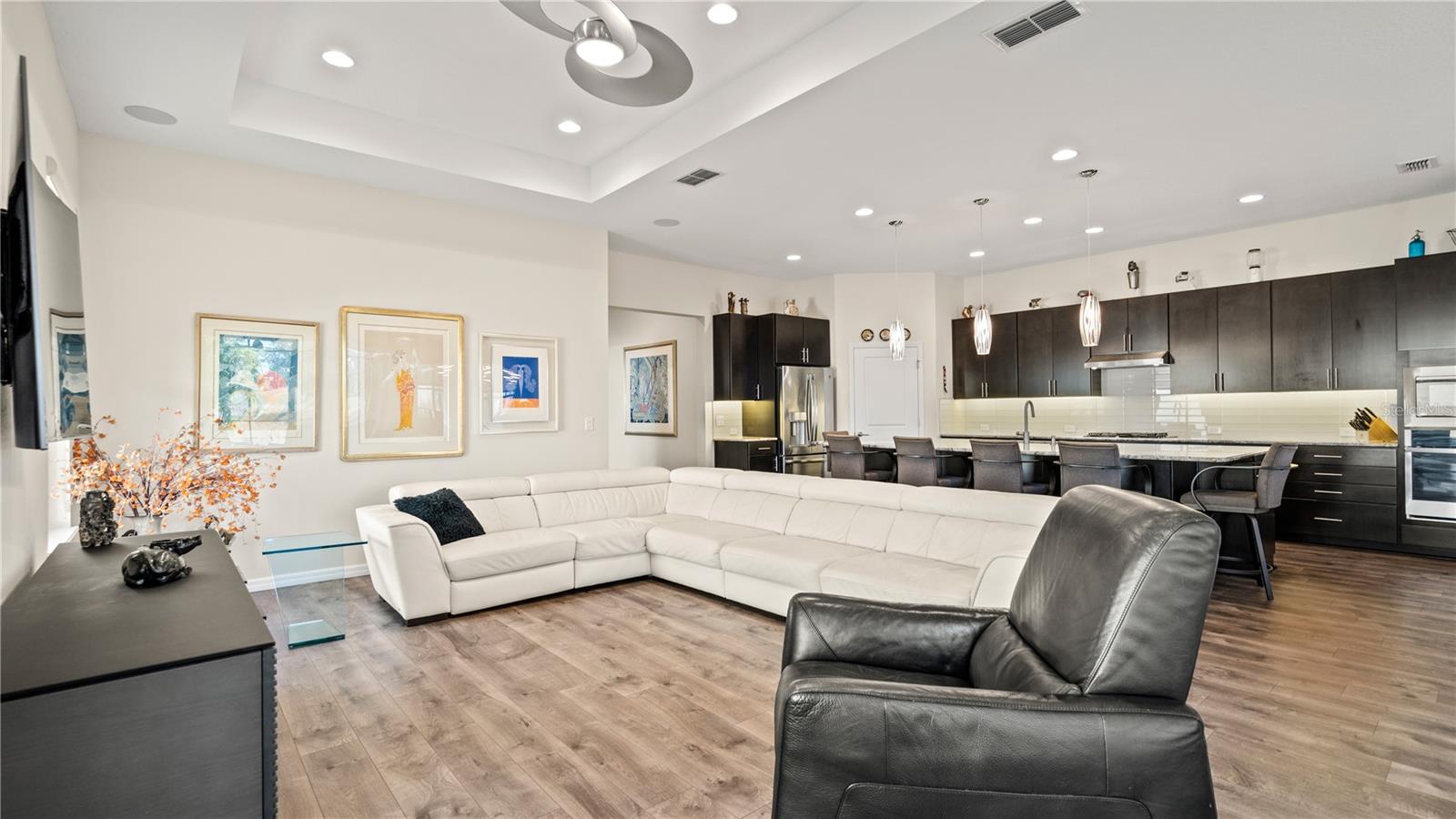 Image 24 of 100 For 7956 Hanson Bay Place