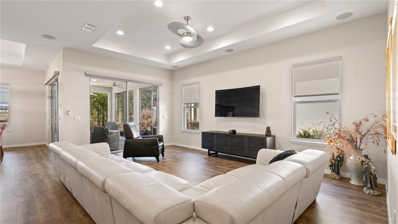 Image 27 of 100 For 7956 Hanson Bay Place