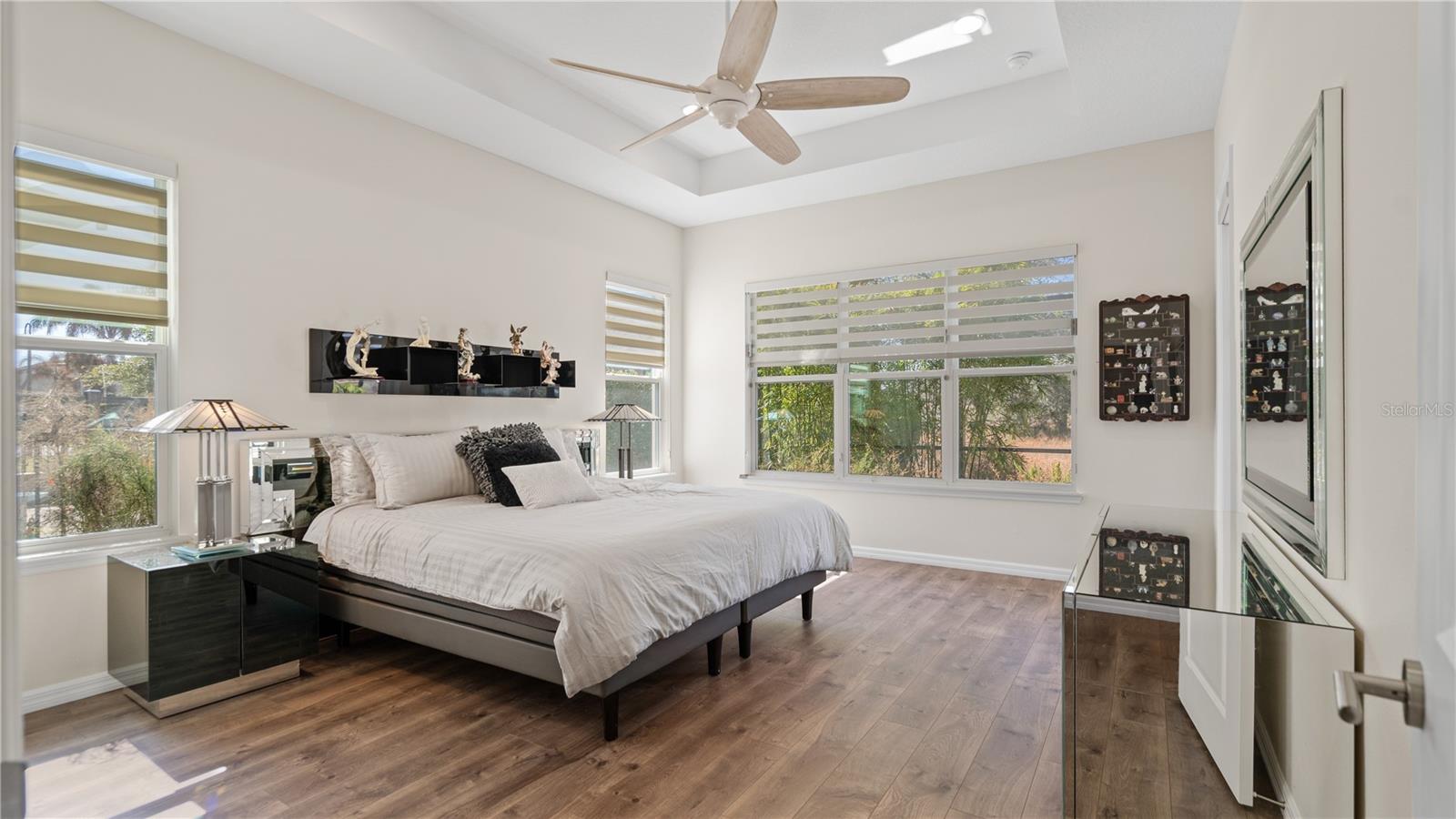 Image 30 of 100 For 7956 Hanson Bay Place