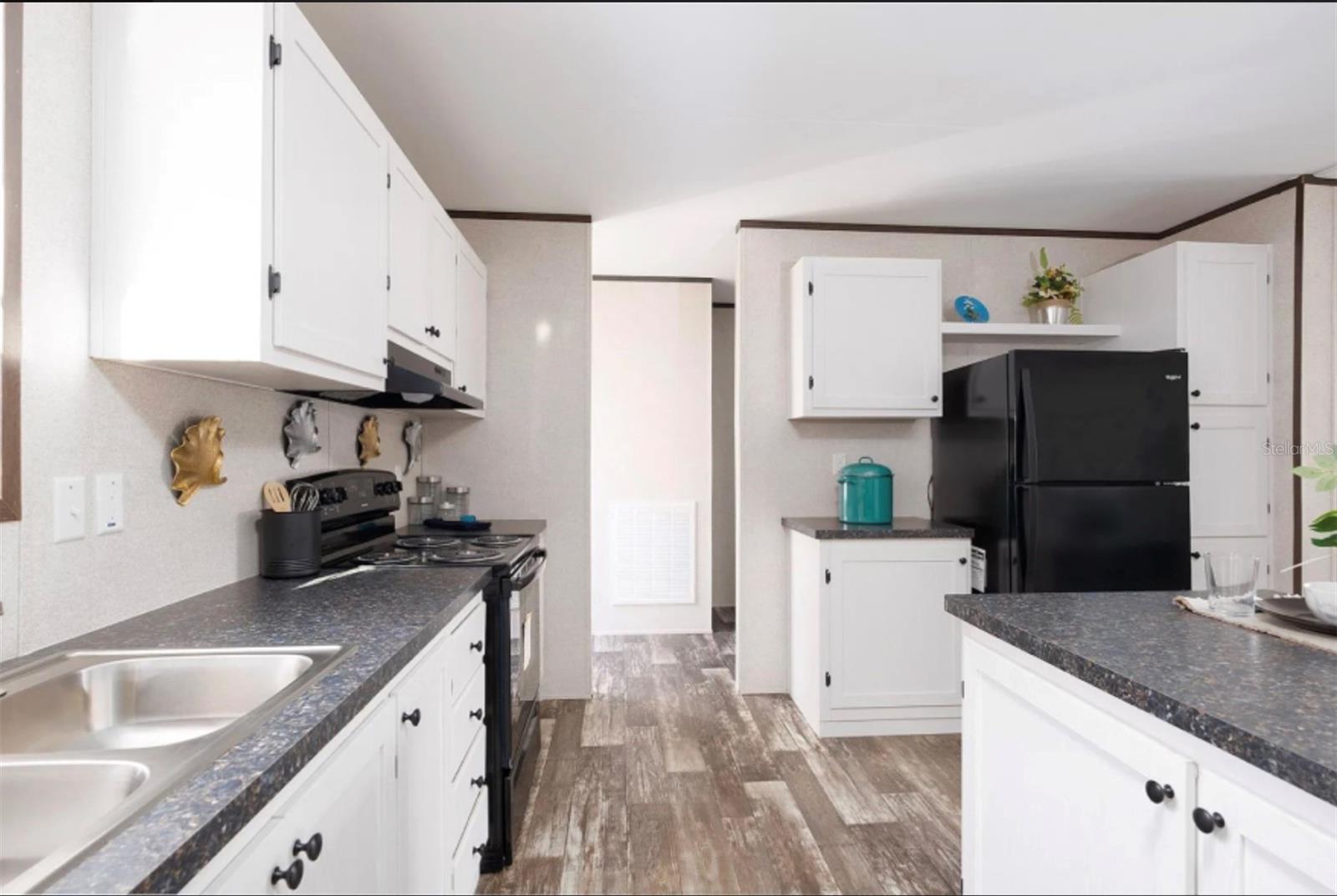 Image 8 of 11 For 00 Steward Road