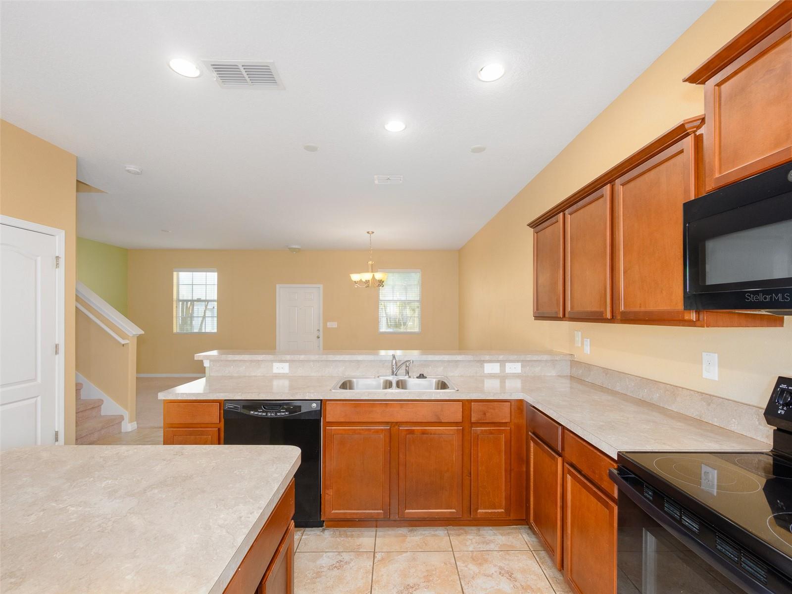 Image 5 of 33 For 1300 Seburn Road