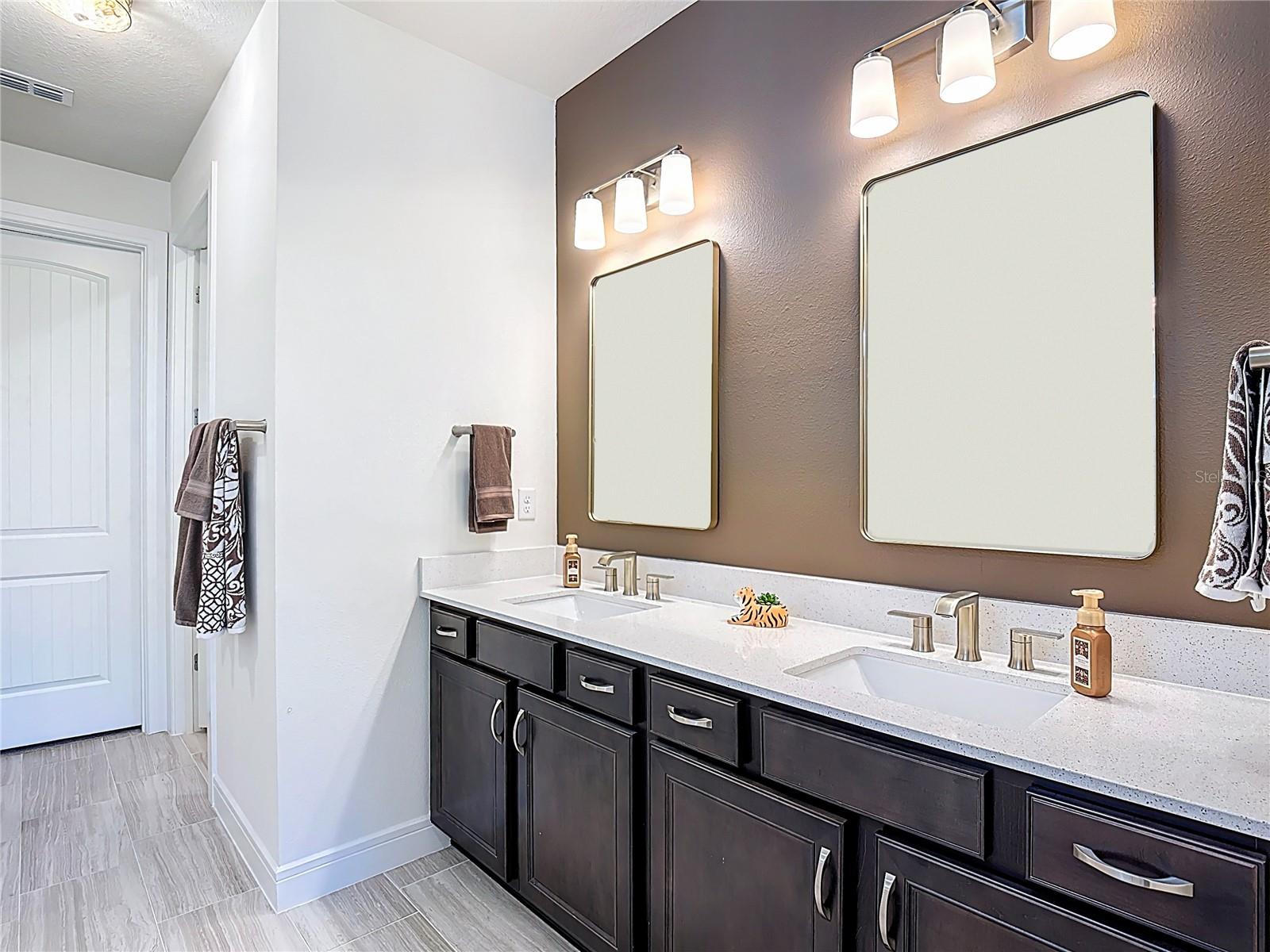 Image 26 of 71 For 6362 Shimmering Shores Lane