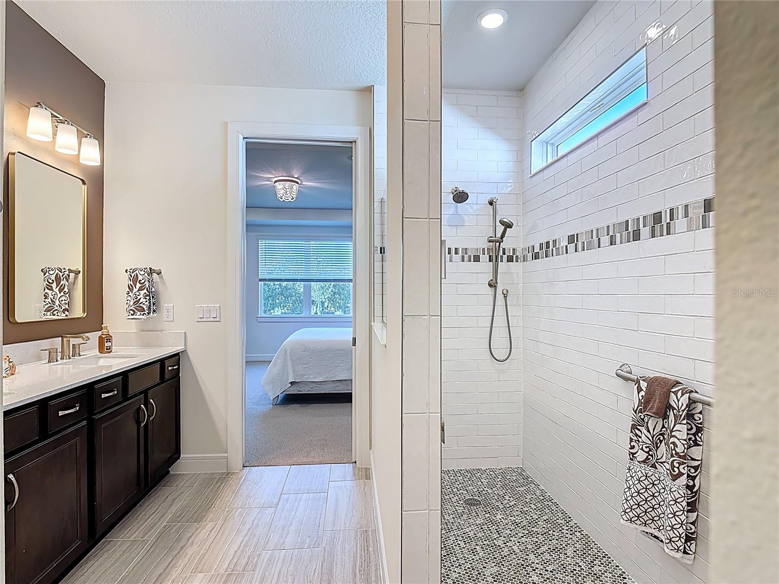 Image 27 of 71 For 6362 Shimmering Shores Lane