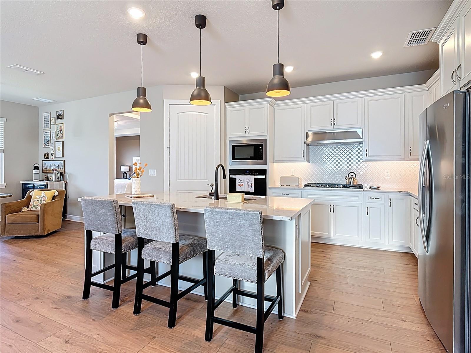 Image 5 of 71 For 6362 Shimmering Shores Lane