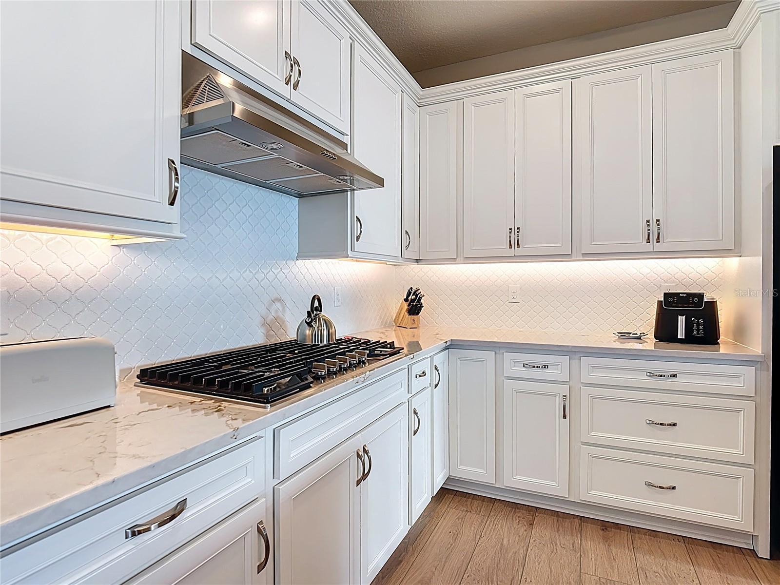 Image 8 of 71 For 6362 Shimmering Shores Lane