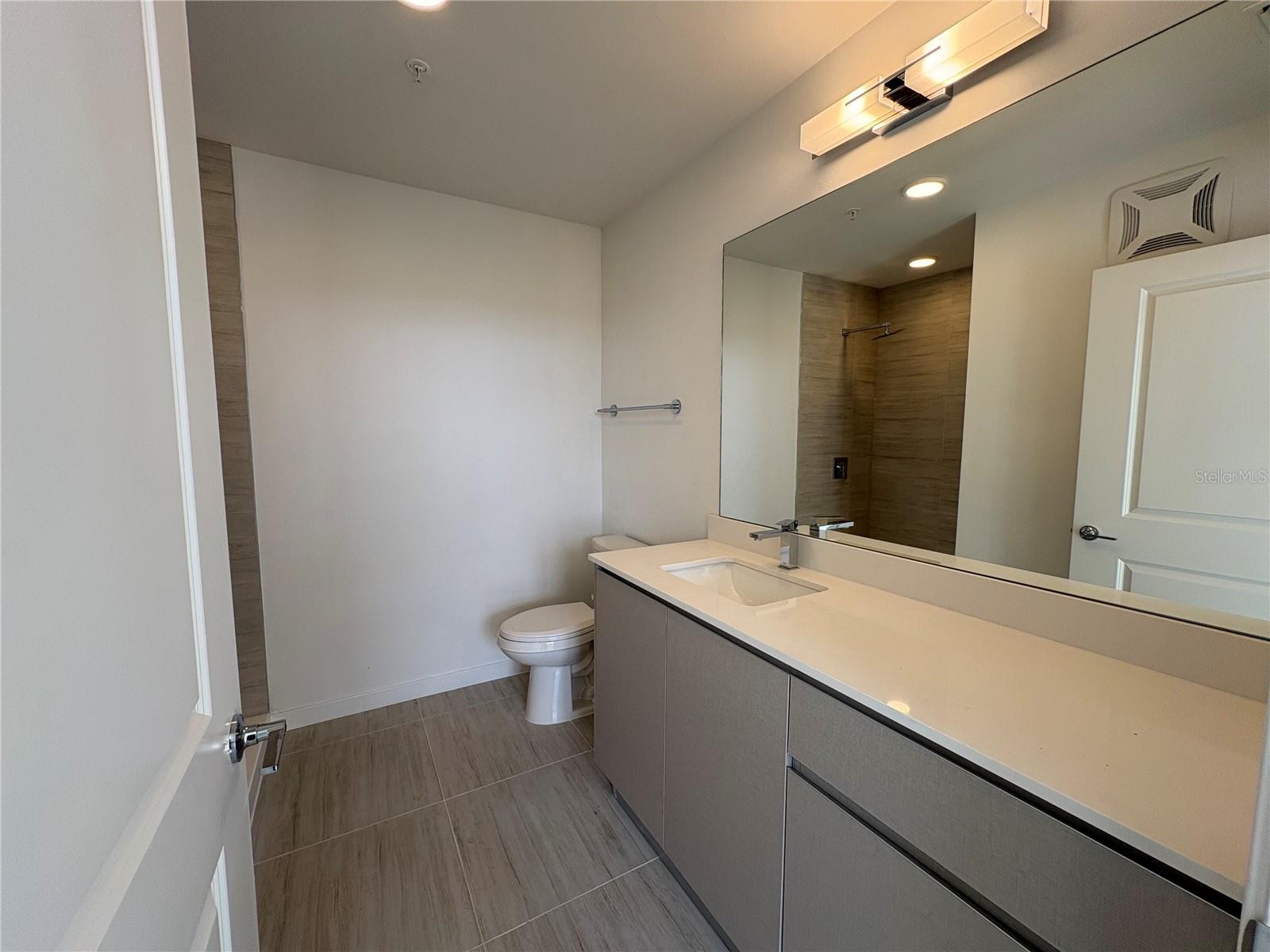 Image 11 of 14 For 5587 Millenia Park Blvd  524