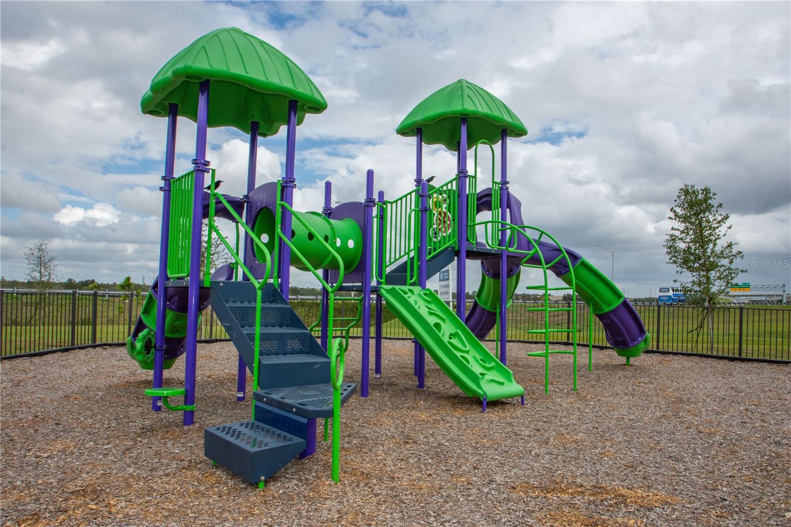 Image 17 of 38 For 3912 Plainview Drive