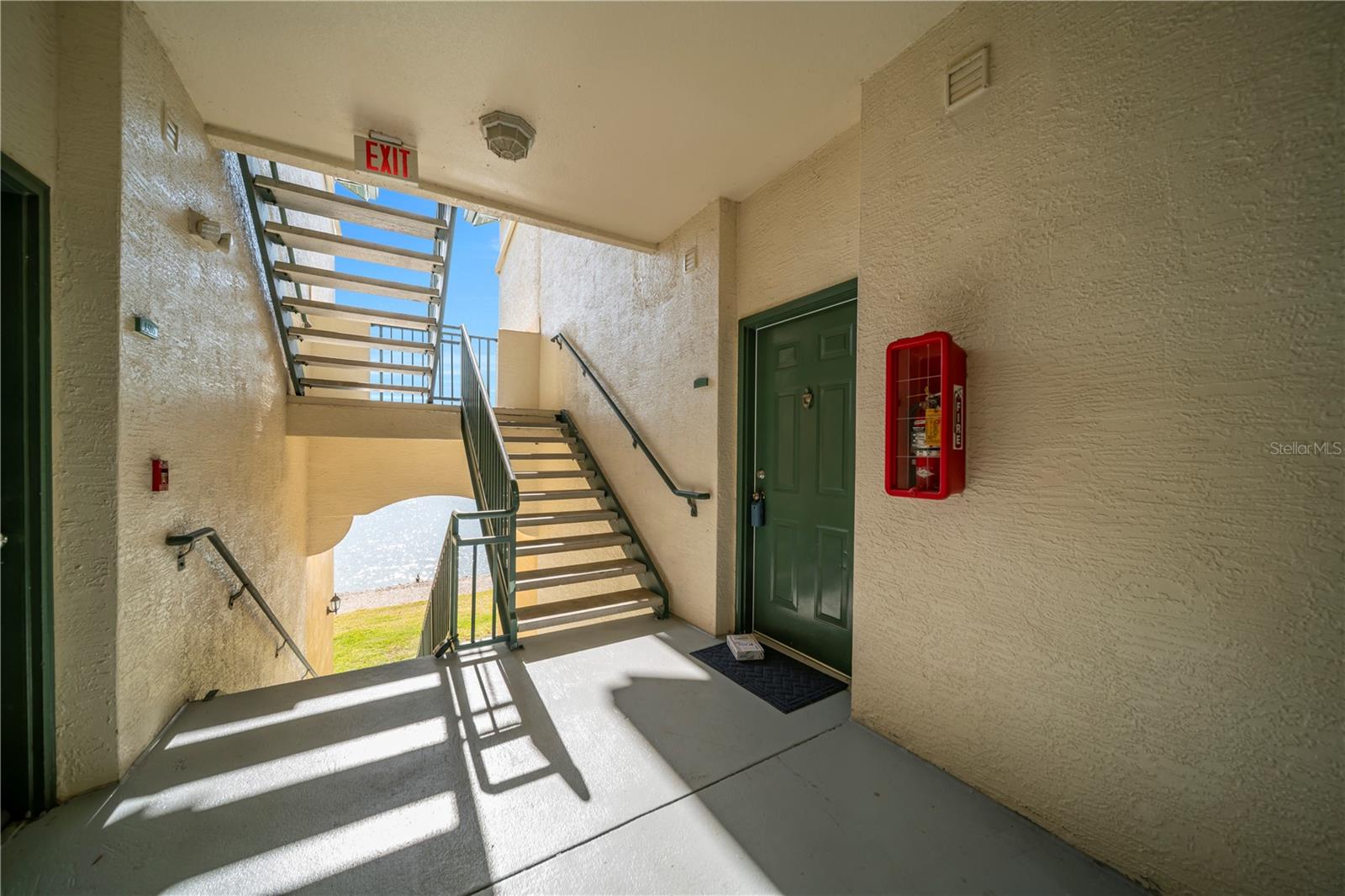 Image 11 of 37 For 11550 Villa Grand  1315