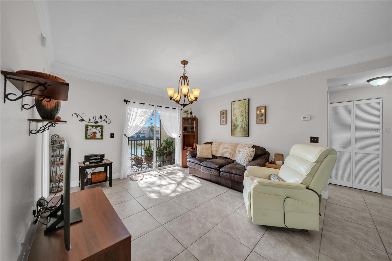 Image 20 of 37 For 11550 Villa Grand  1315