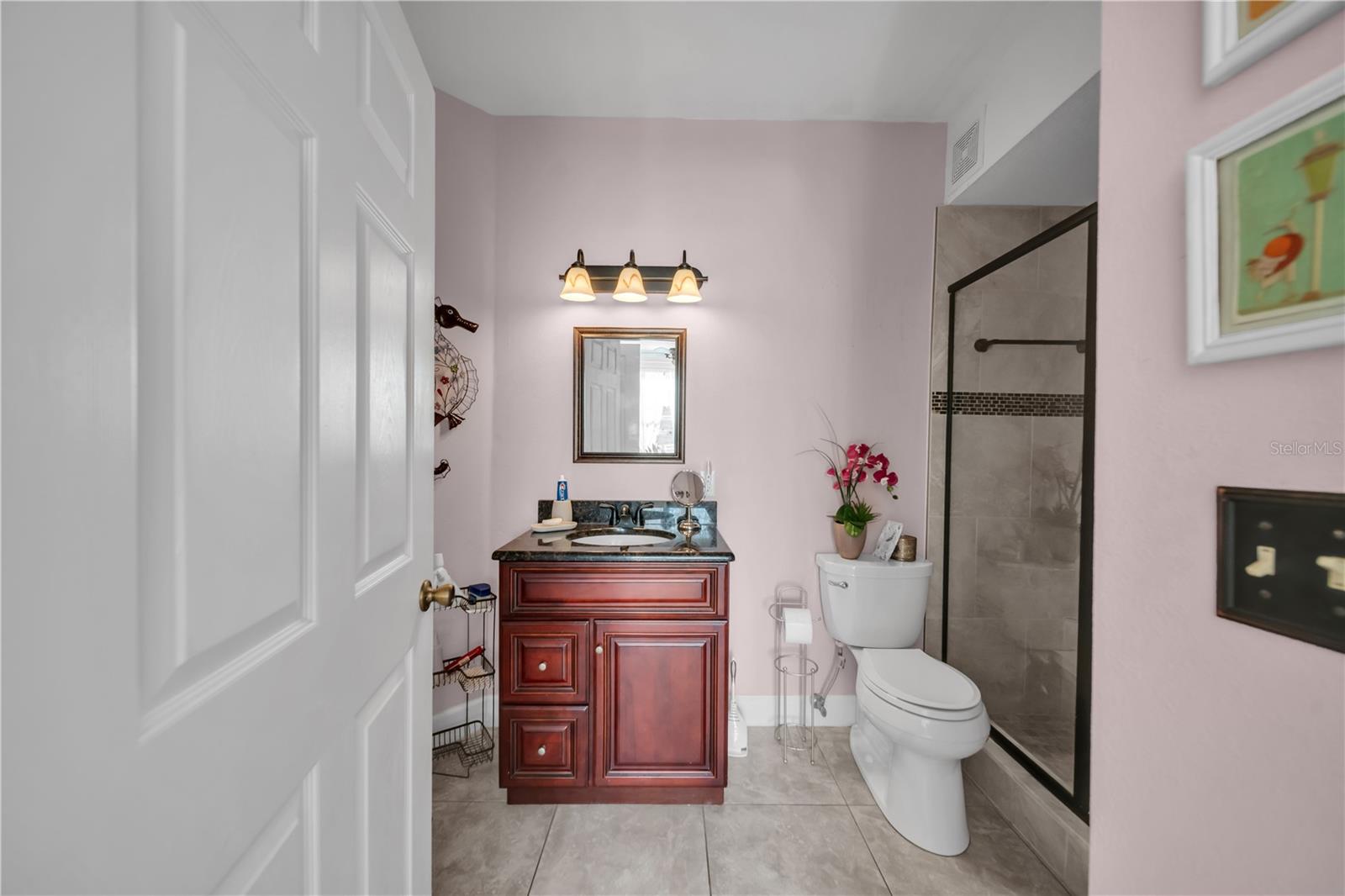 Image 33 of 37 For 11550 Villa Grand  1315