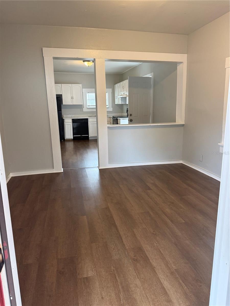 Image 8 of 19 For 719 8th Street