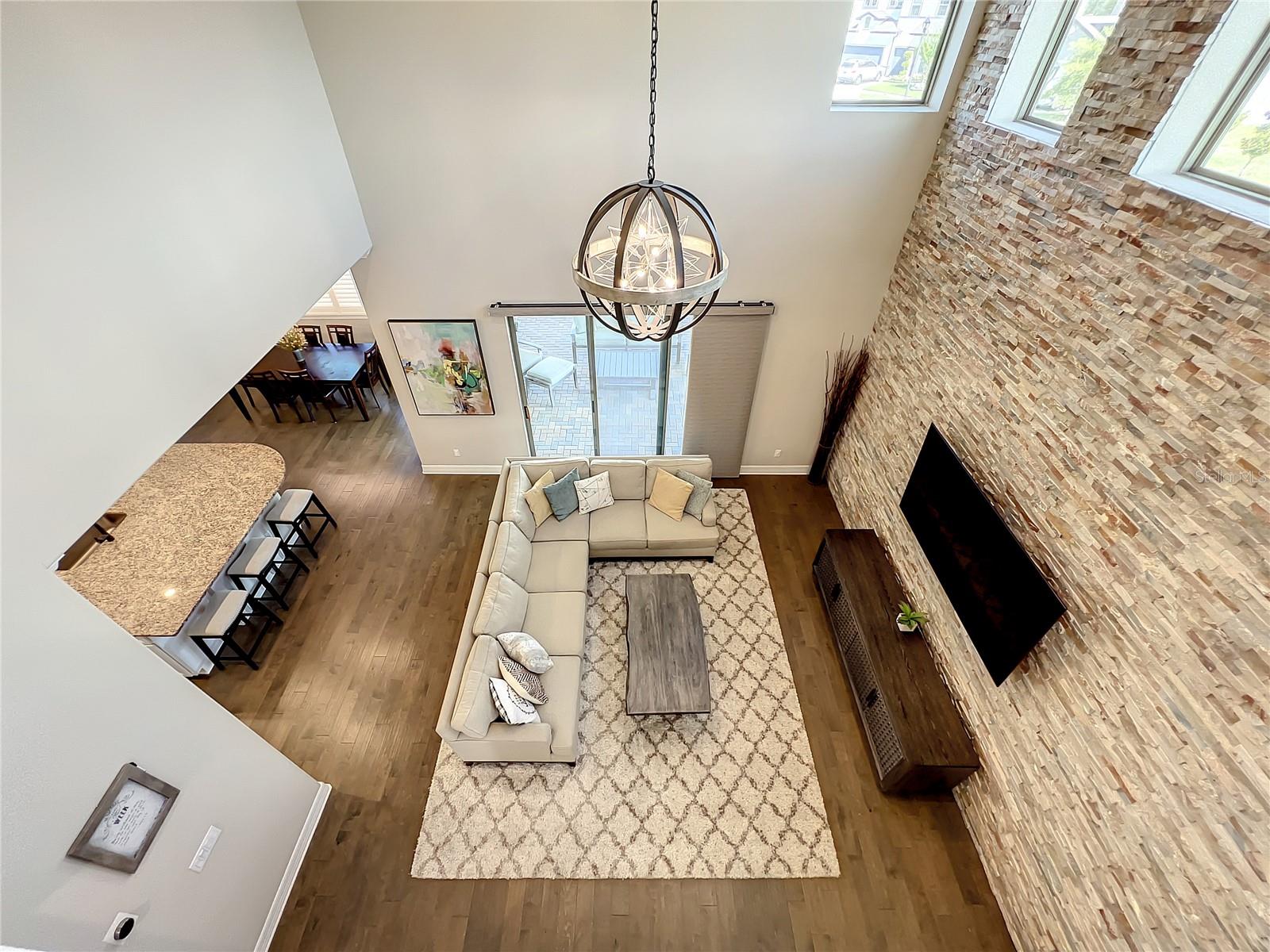 Image 39 of 83 For 1339 Patterson Terrace