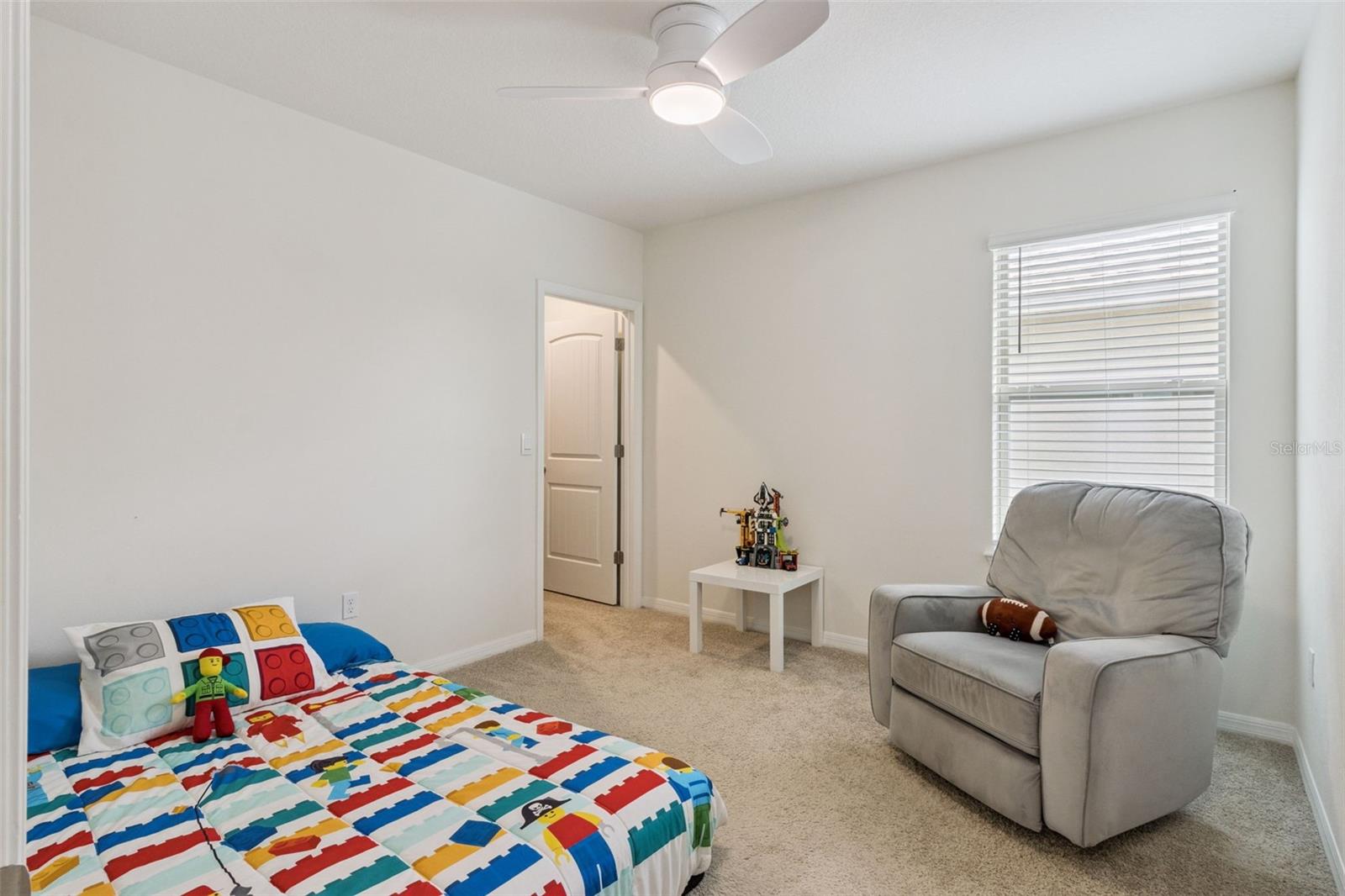 Image 34 of 63 For 15878 Moonlight Bay Street