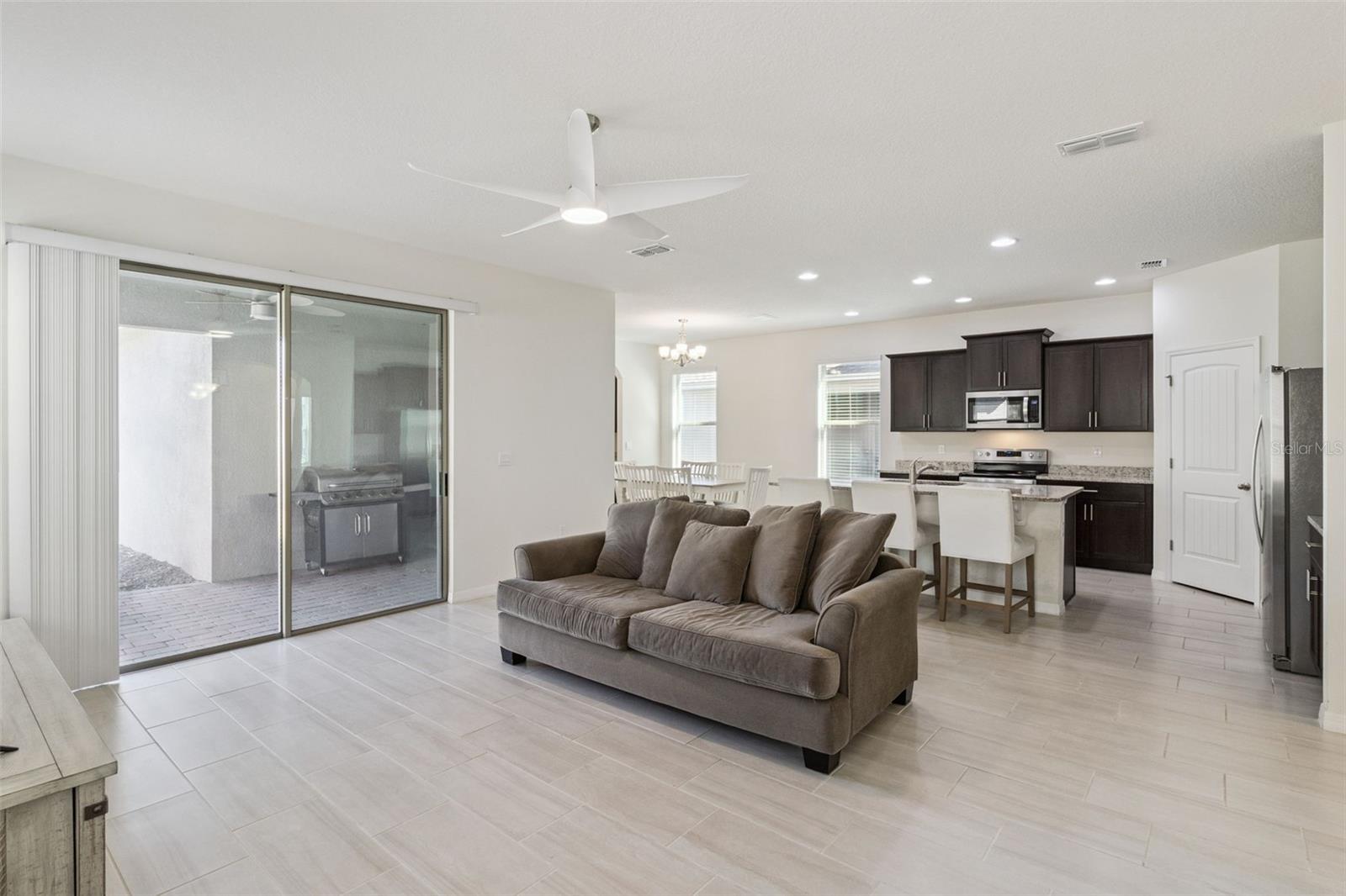 Image 9 of 63 For 15878 Moonlight Bay Street