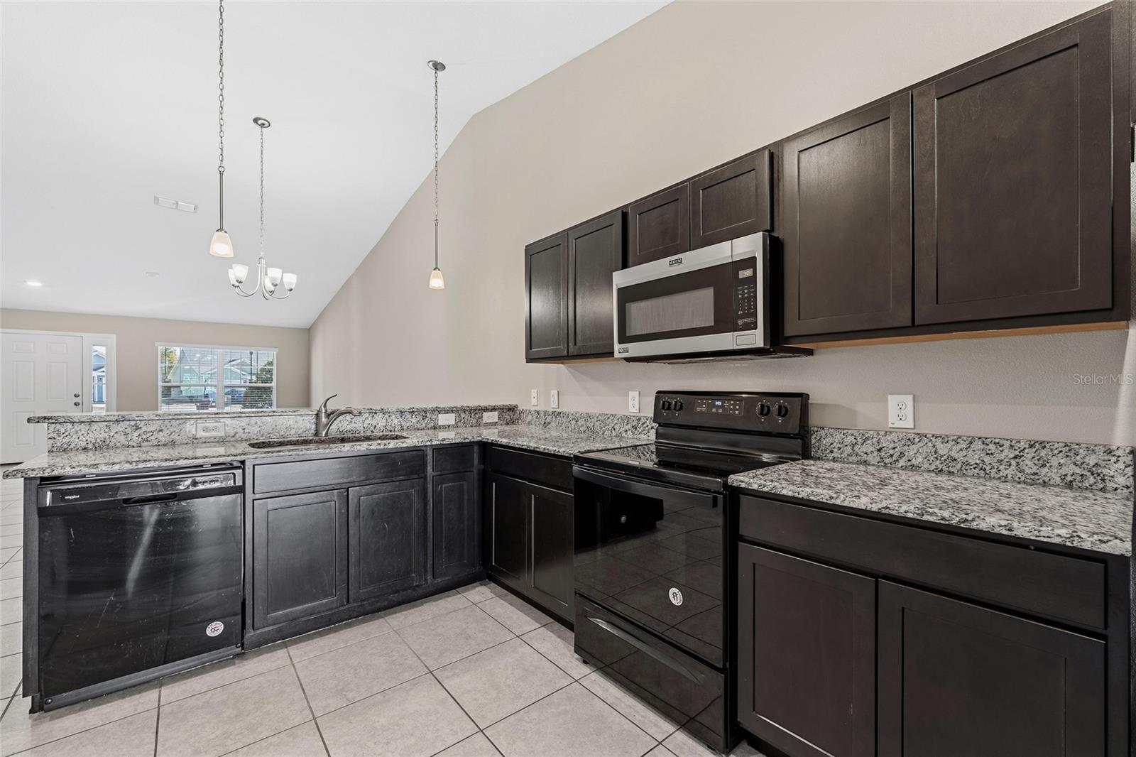 Image 11 of 34 For 200 Reese Court