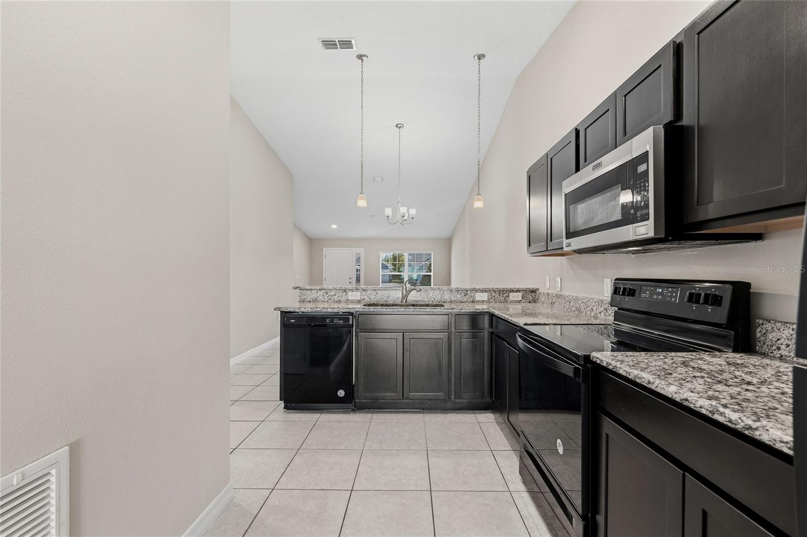 Image 12 of 34 For 200 Reese Court