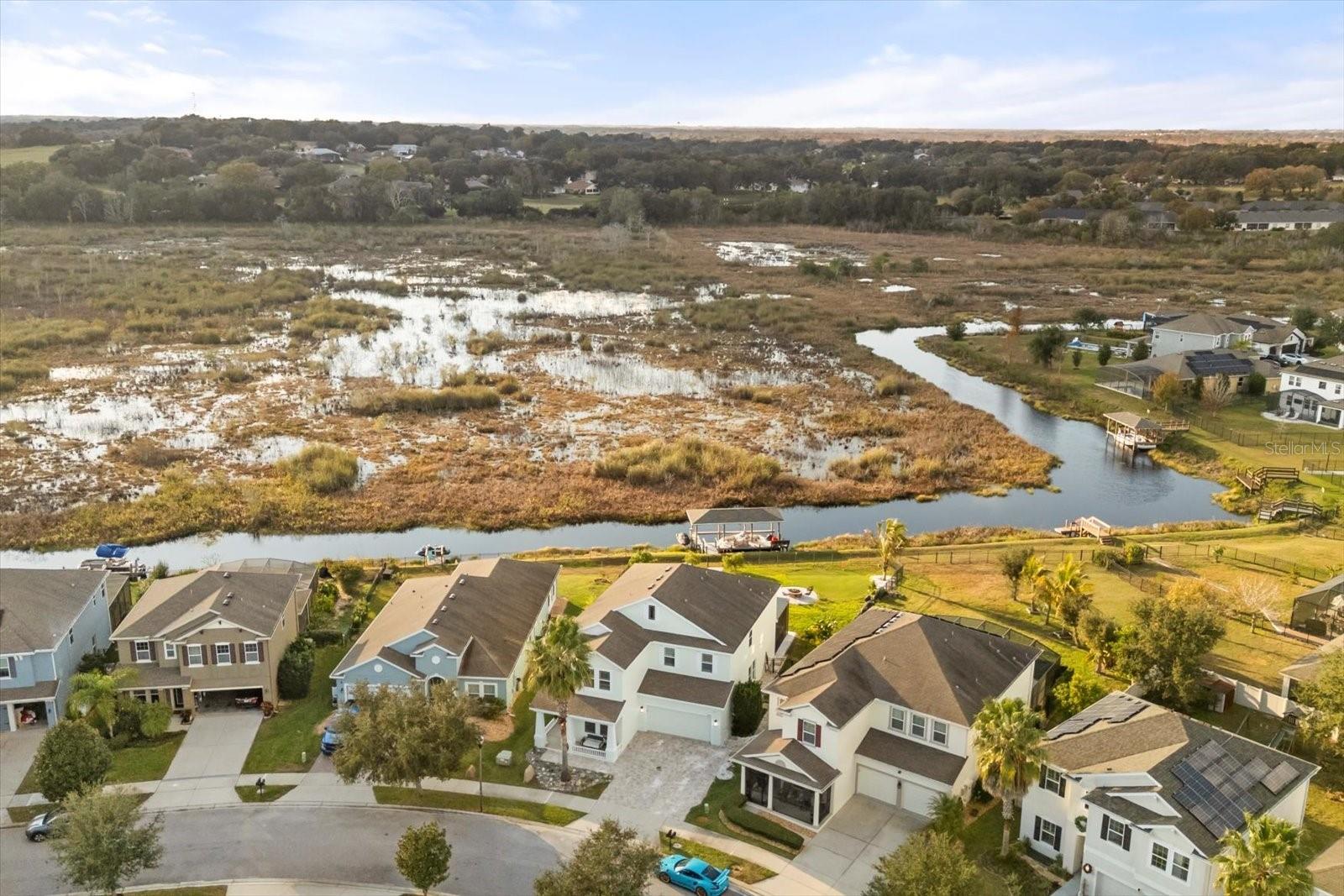 Listing photo id 55 for 1107 White Water Bay Drive