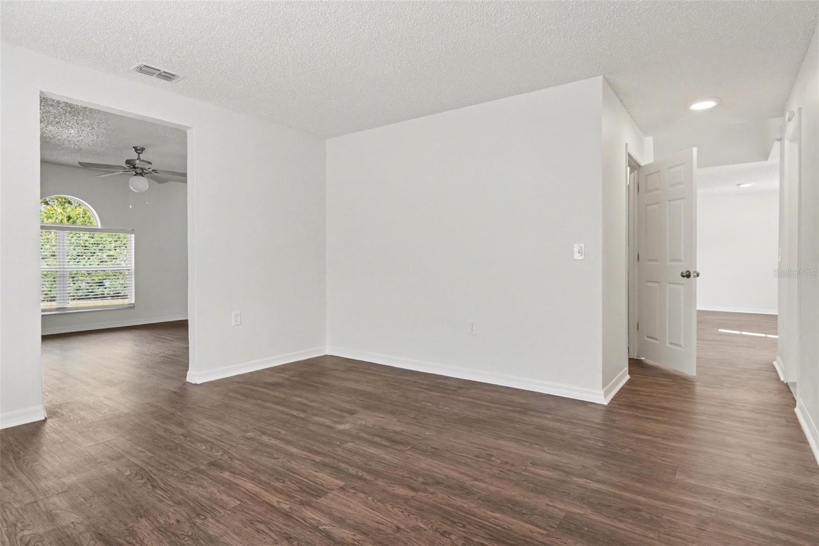 Image 11 of 29 For 16452 Corner Lake Drive