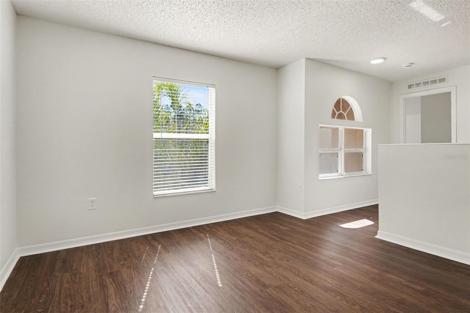 Image 20 of 29 For 16452 Corner Lake Drive