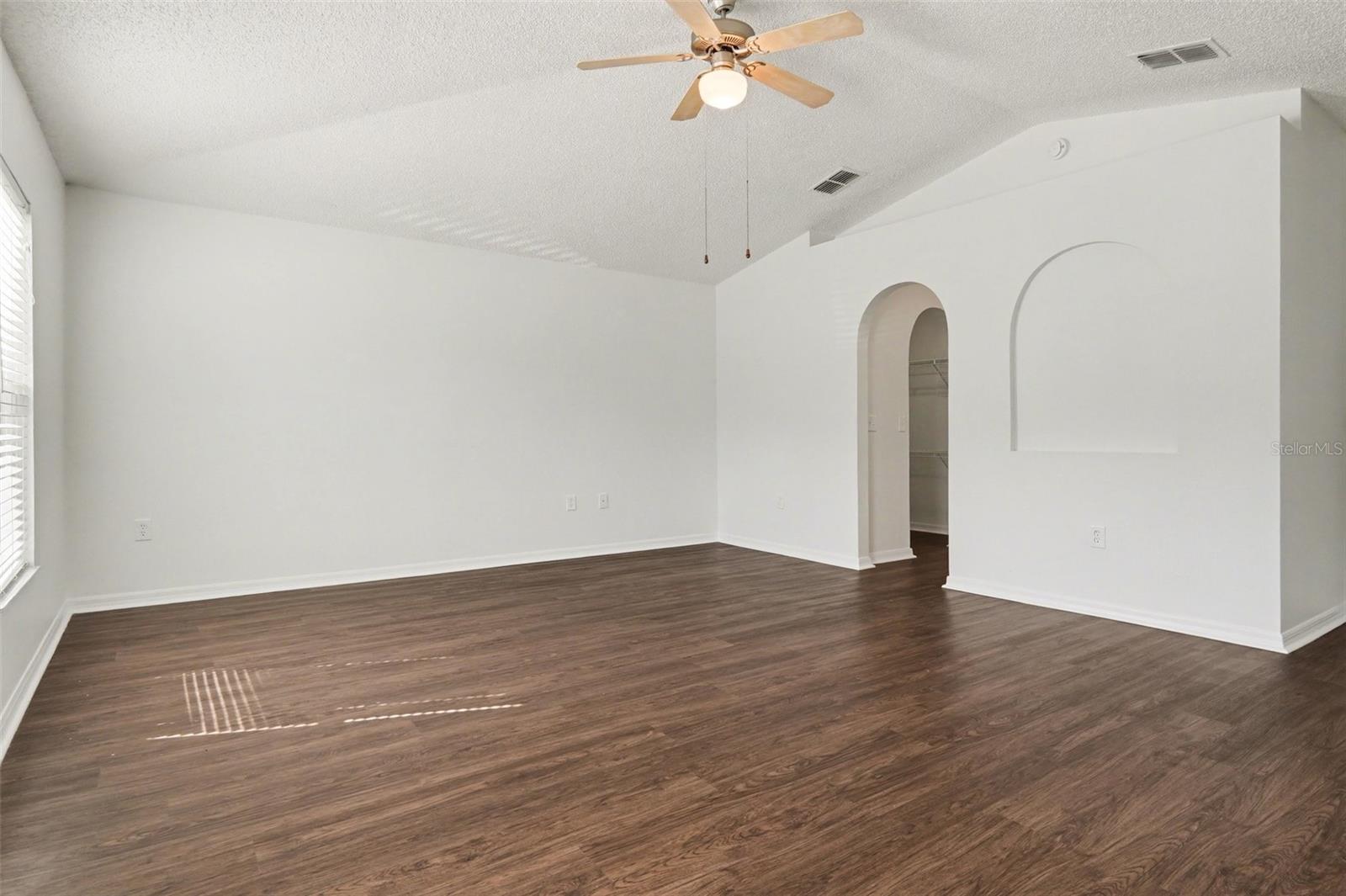 Image 21 of 29 For 16452 Corner Lake Drive