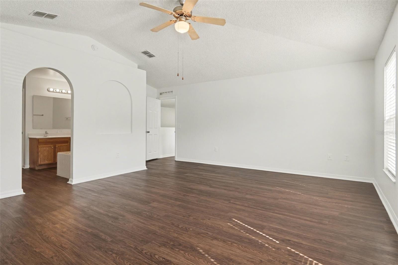 Image 22 of 29 For 16452 Corner Lake Drive