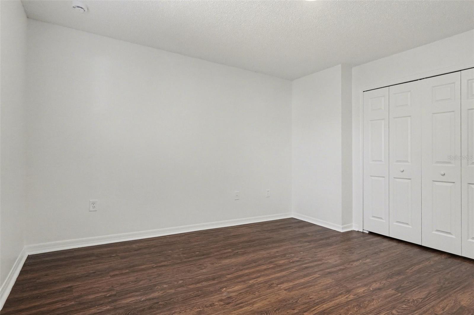 Image 26 of 29 For 16452 Corner Lake Drive