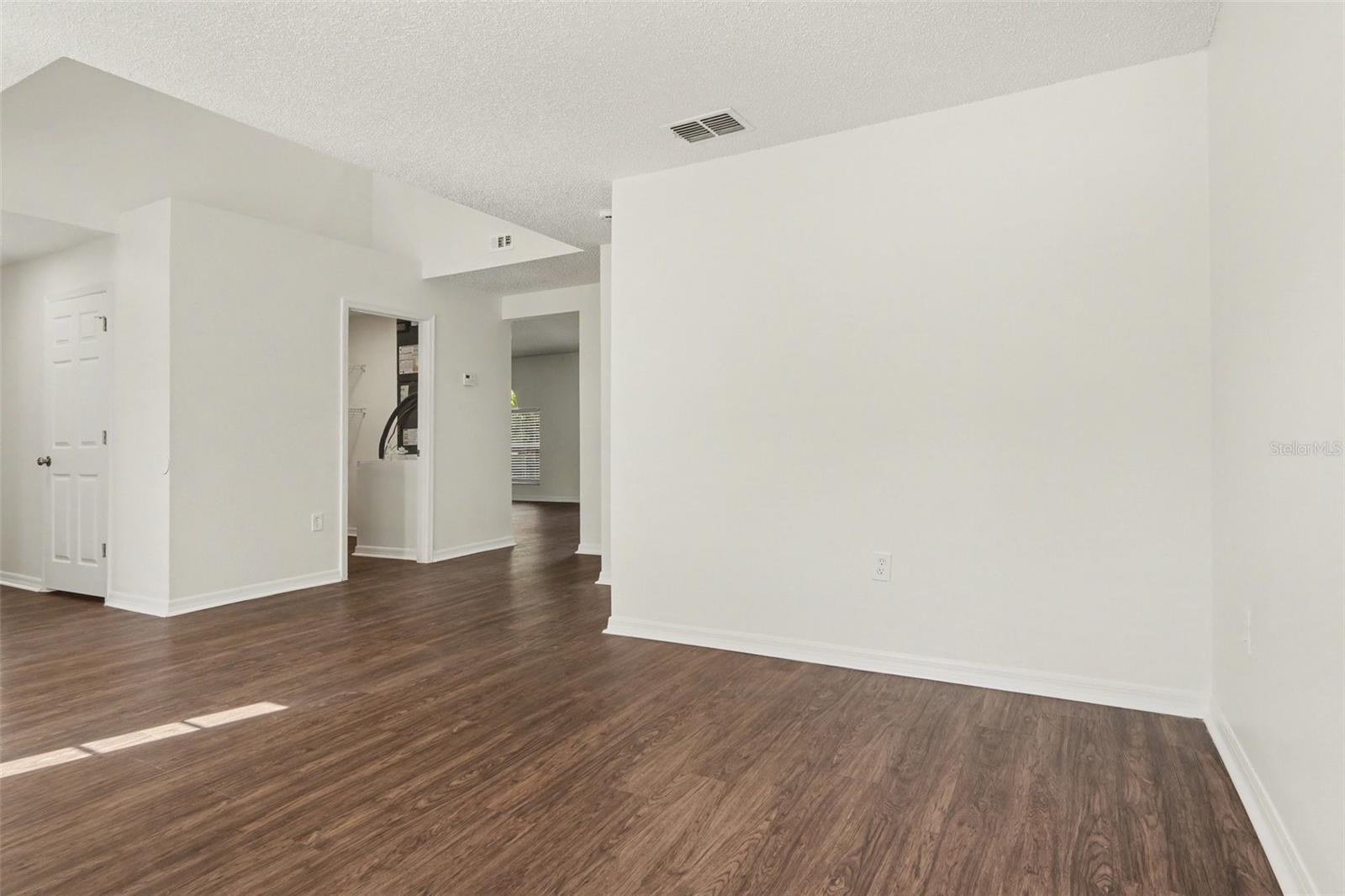 Image 4 of 29 For 16452 Corner Lake Drive