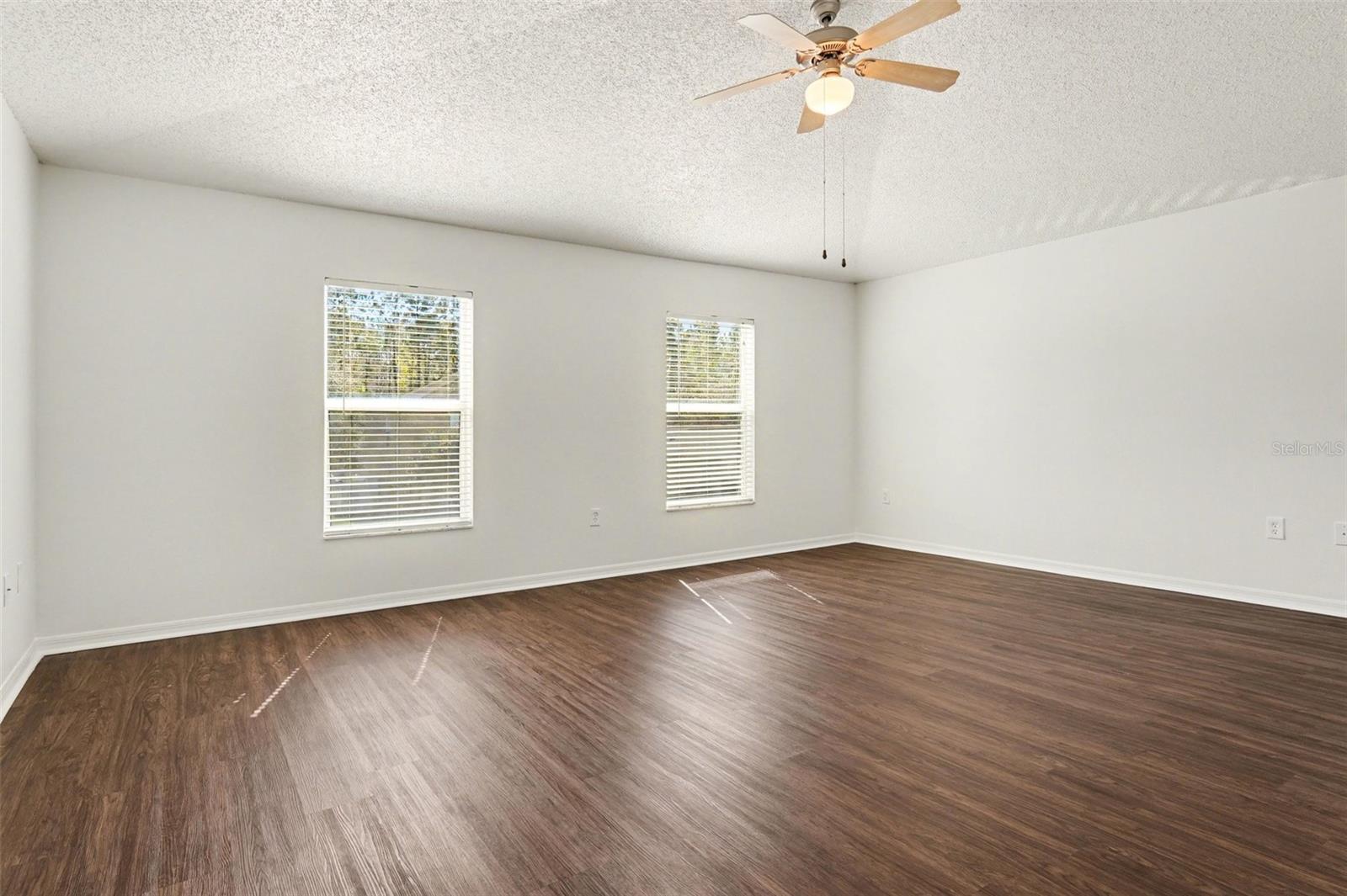 Image 5 of 29 For 16452 Corner Lake Drive