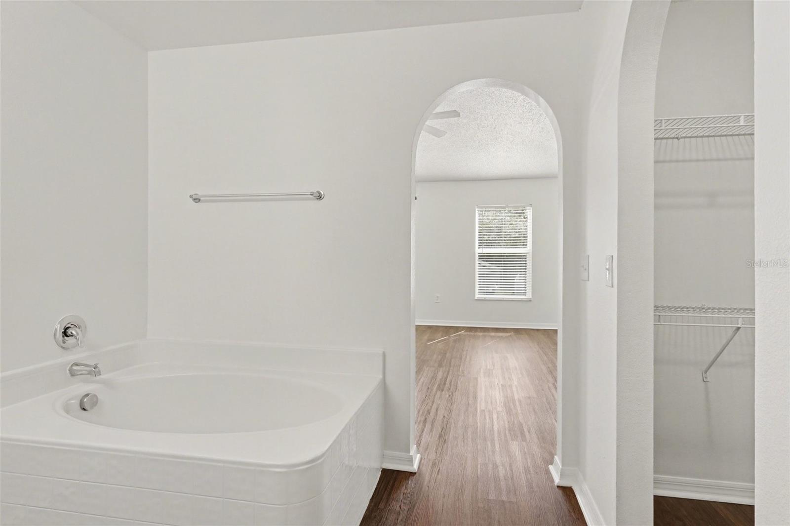 Image 6 of 29 For 16452 Corner Lake Drive