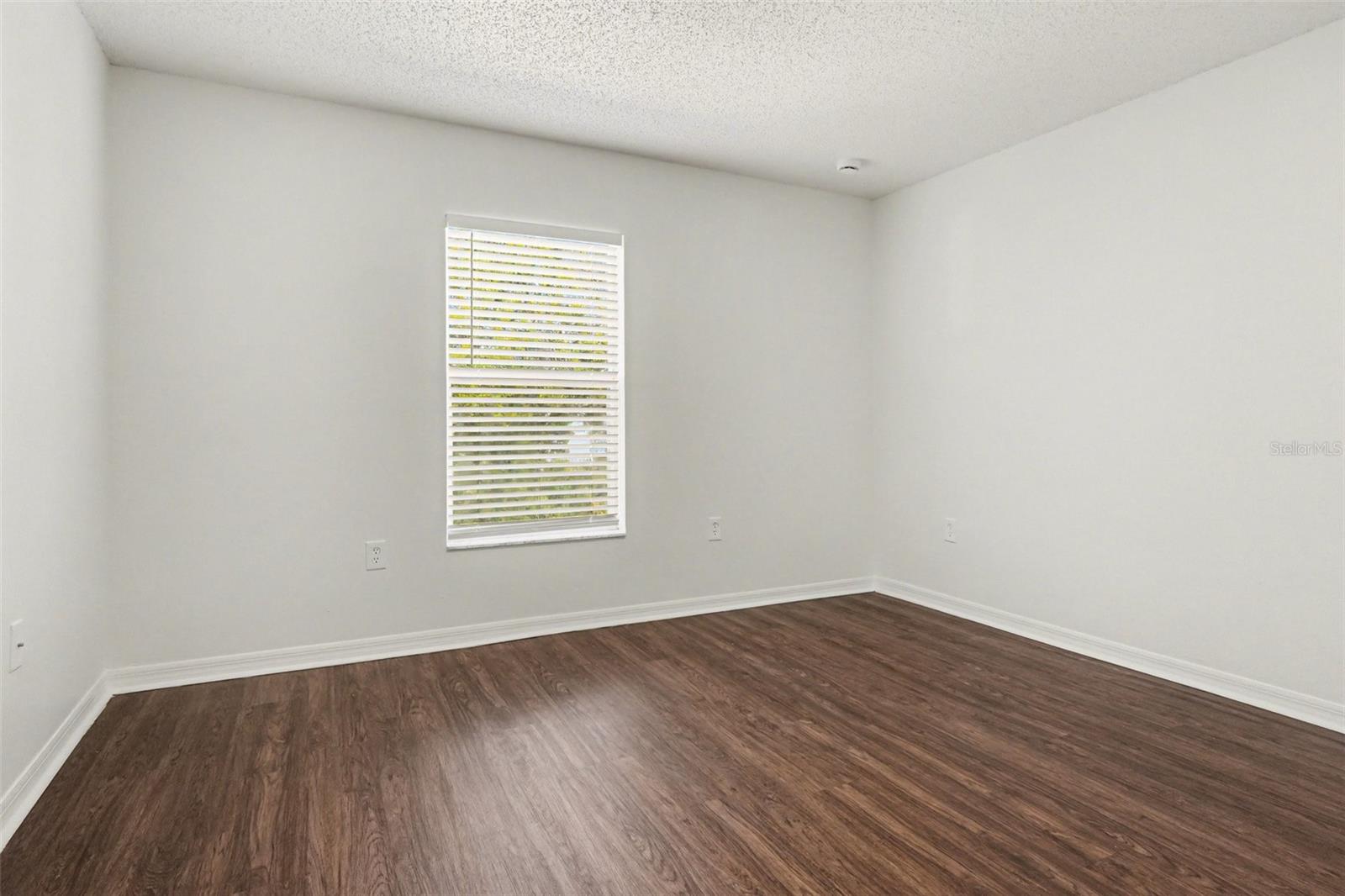 Image 8 of 29 For 16452 Corner Lake Drive