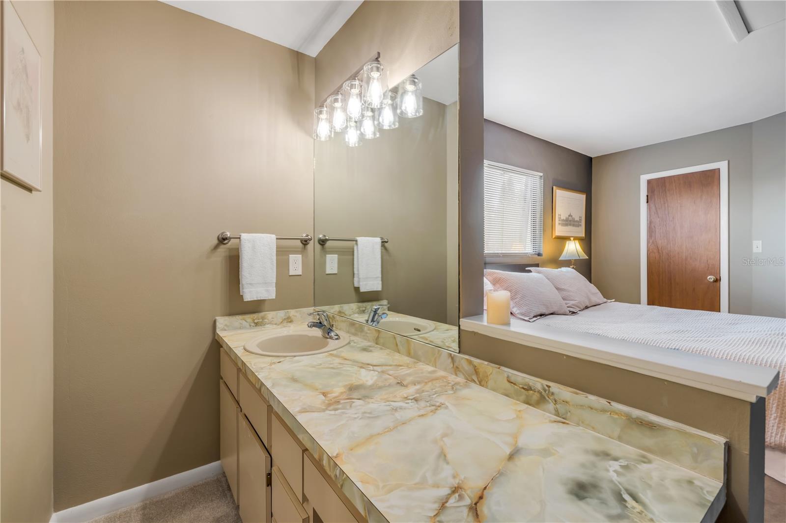 Image 18 of 37 For 1120 Portland Avenue 9