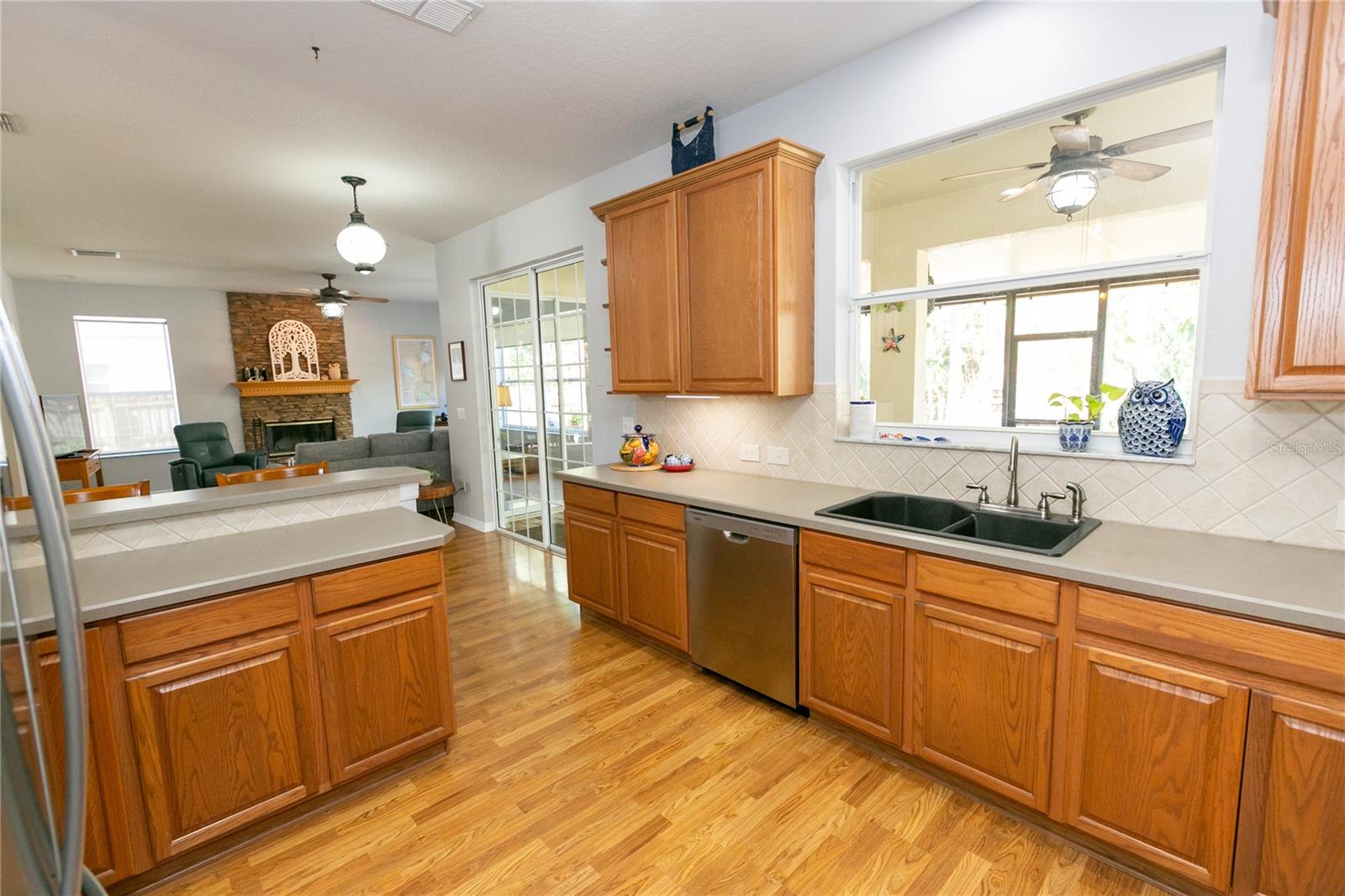 Image 9 of 44 For 1233 Stone Harbour Road