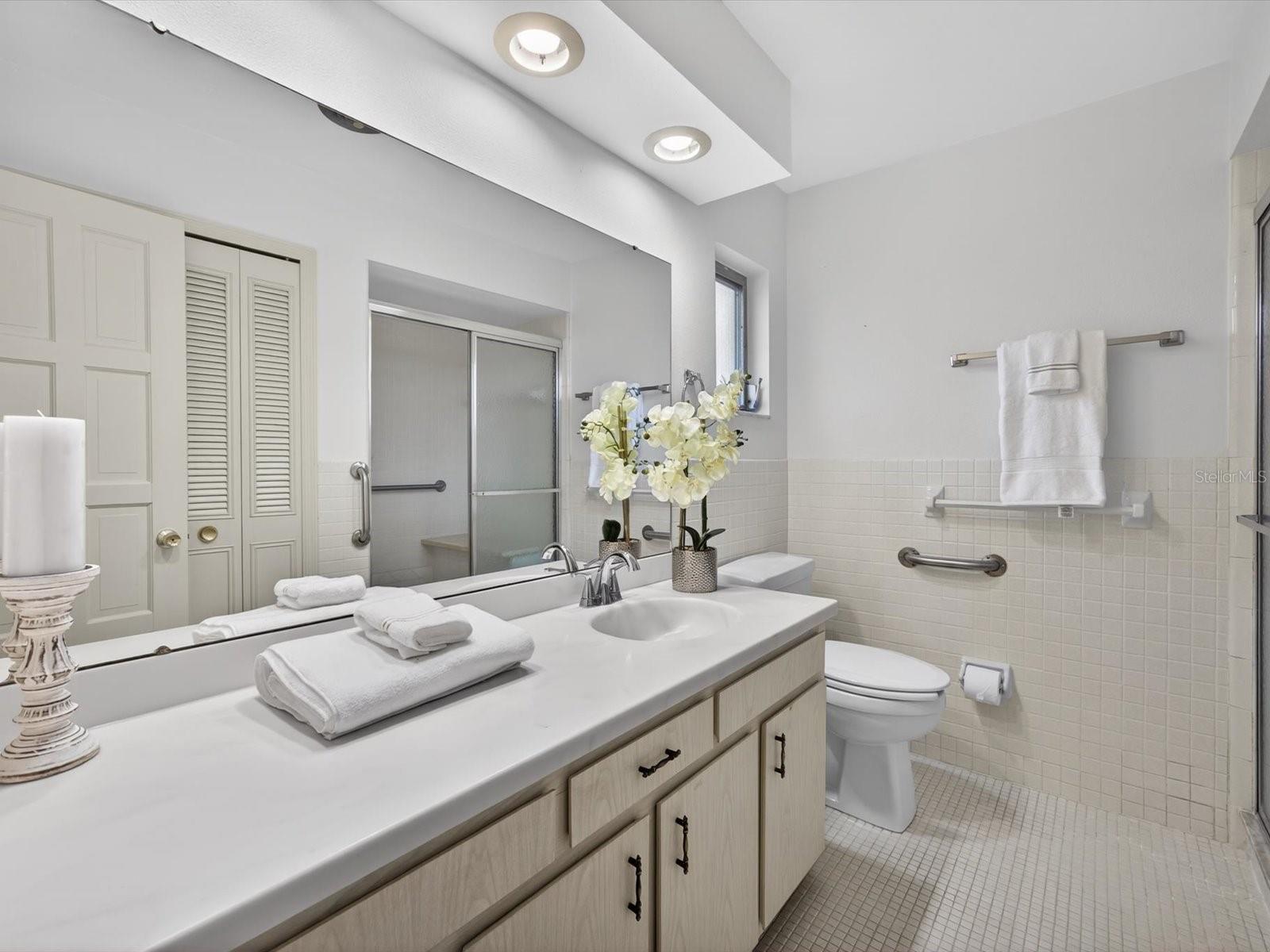 Image 22 of 46 For 2625 Summerfield Road