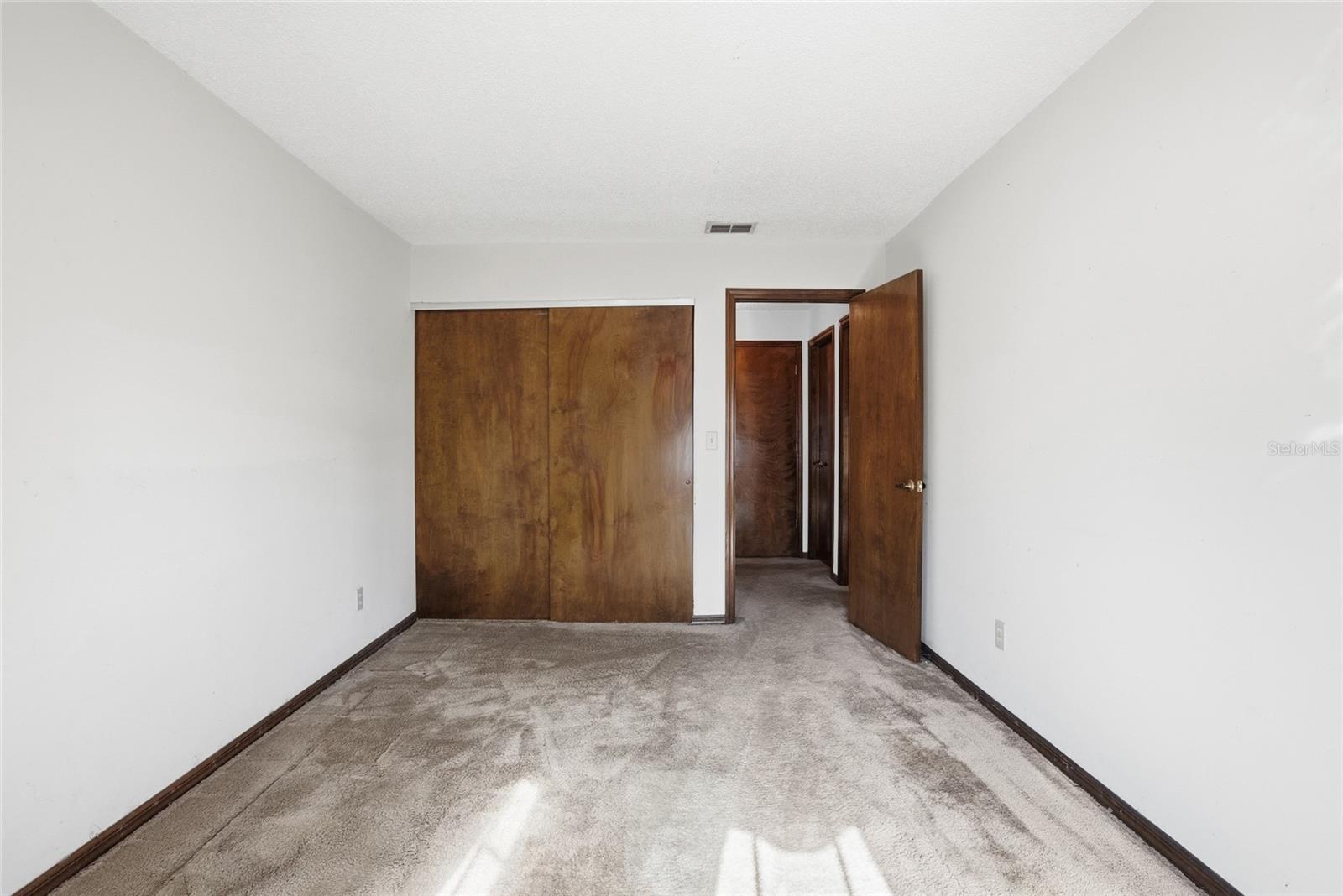 Image 16 of 40 For 10225 Evening Trail Drive